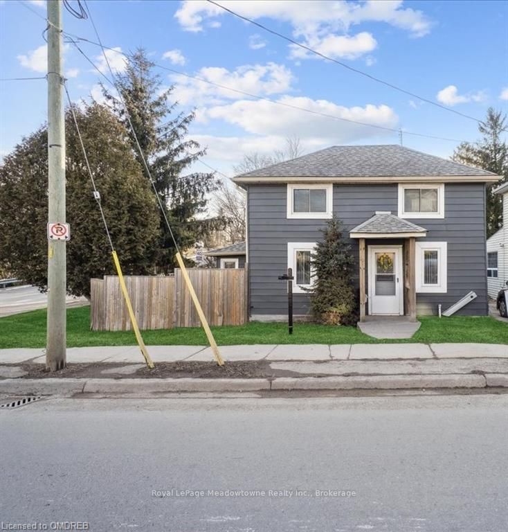 46 MAIN Street S