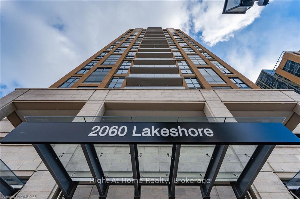 2060 LAKESHORE Road, #802