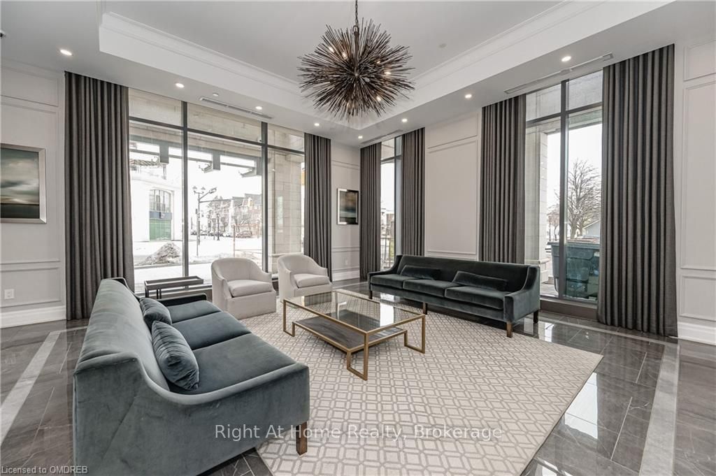 2060 LAKESHORE Road, #802