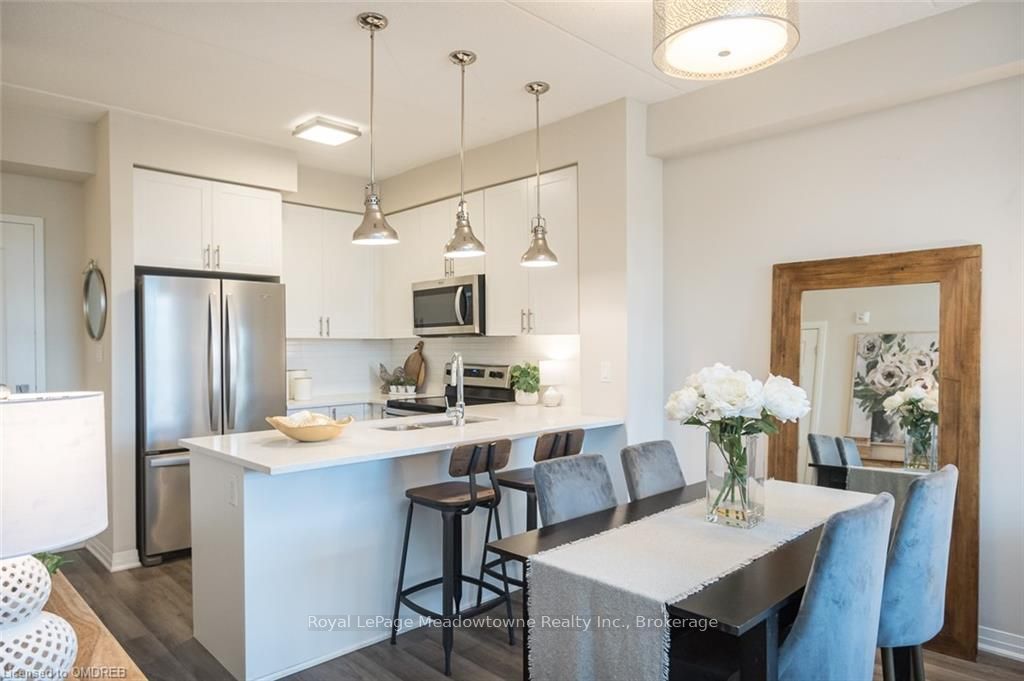 610 FARMSTEAD DRIVE #126