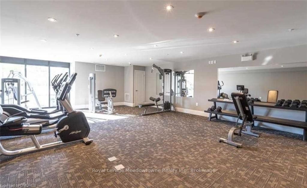 610 FARMSTEAD DRIVE #126