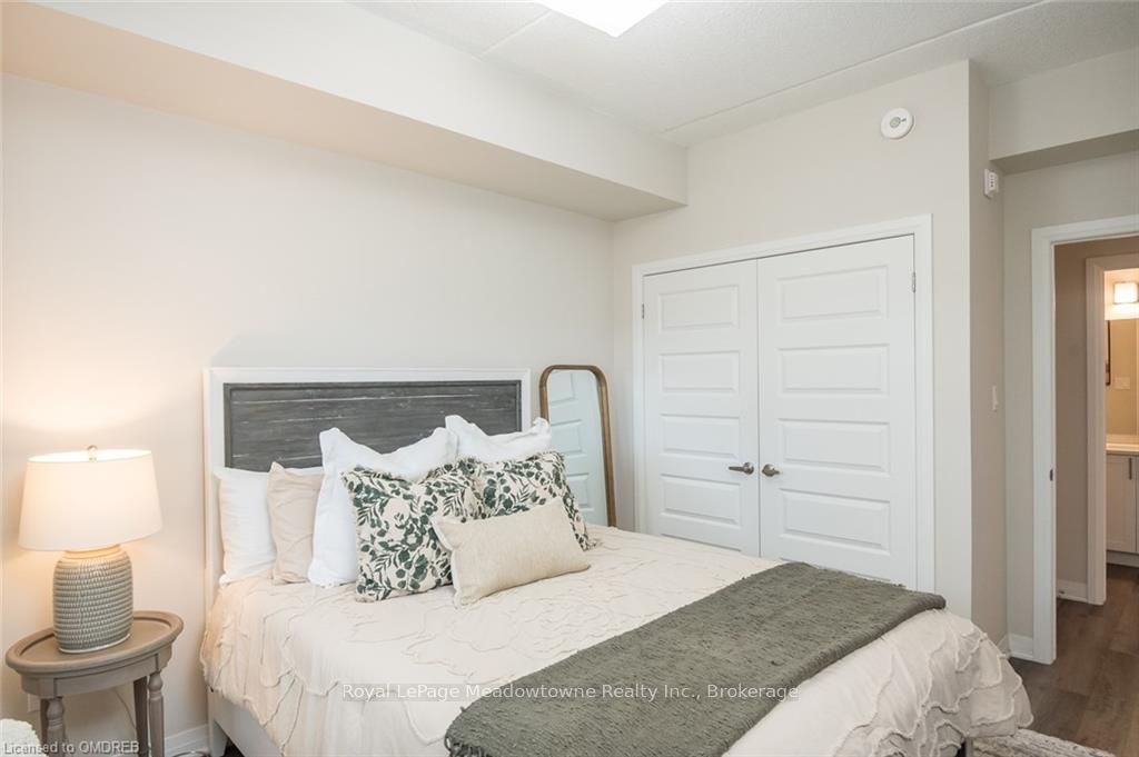 610 FARMSTEAD DRIVE #126