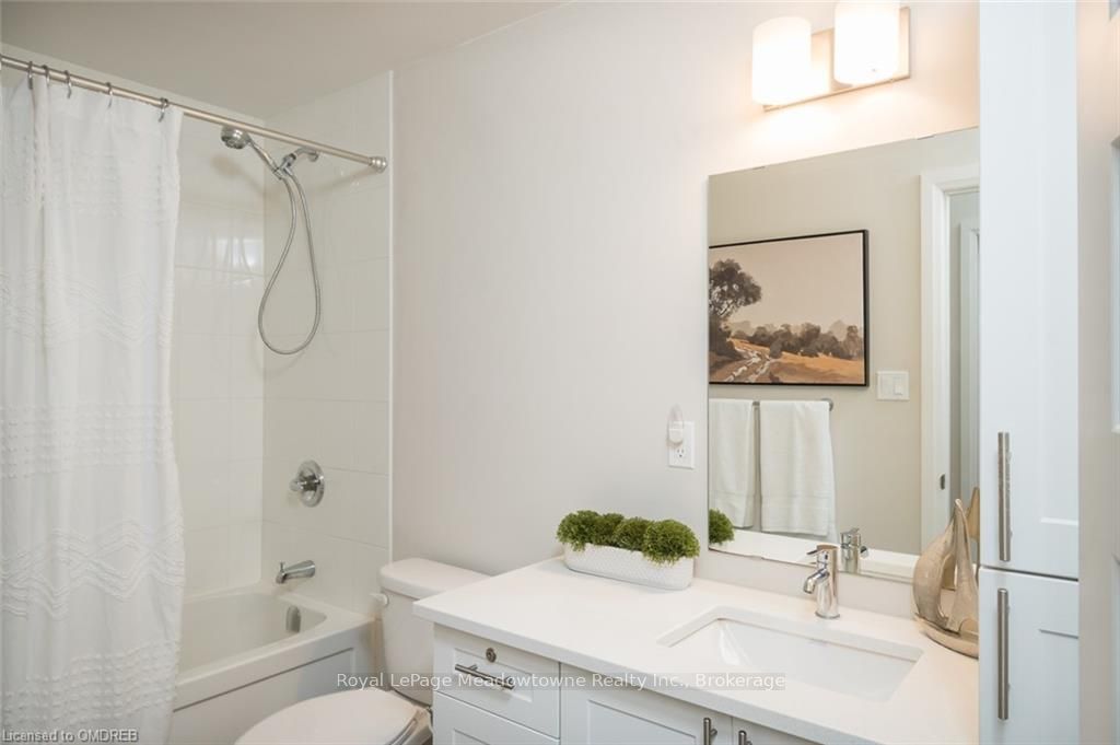 610 FARMSTEAD DRIVE #126