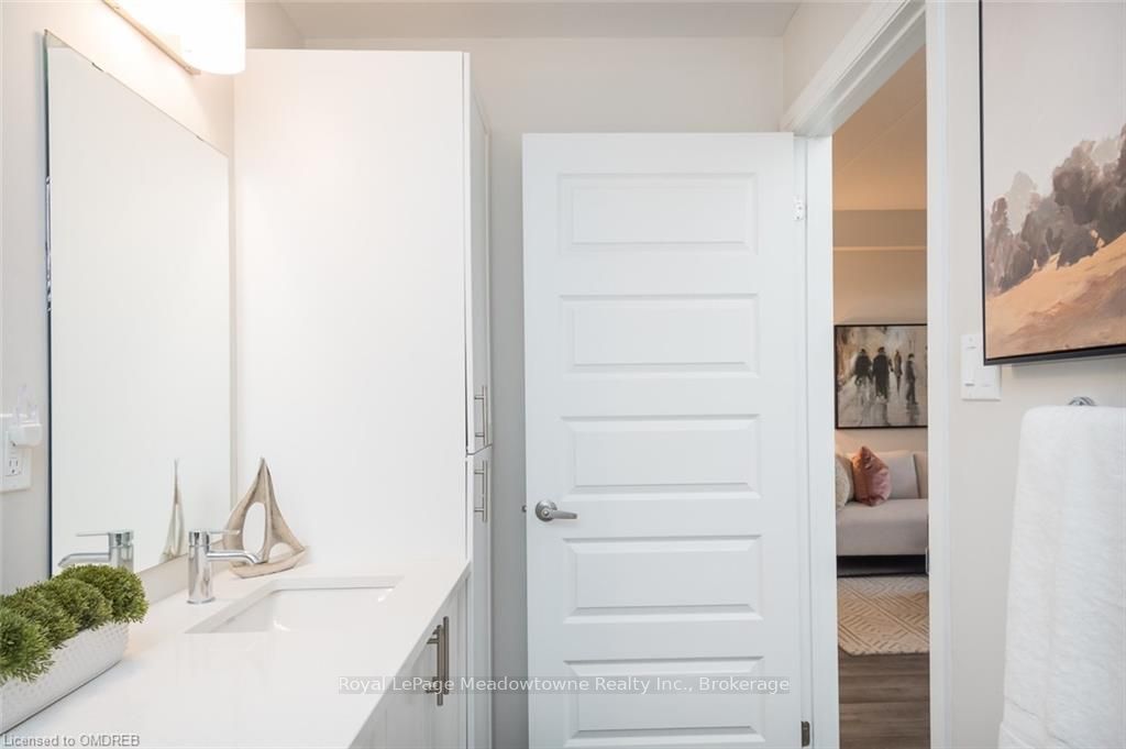 610 FARMSTEAD DRIVE #126