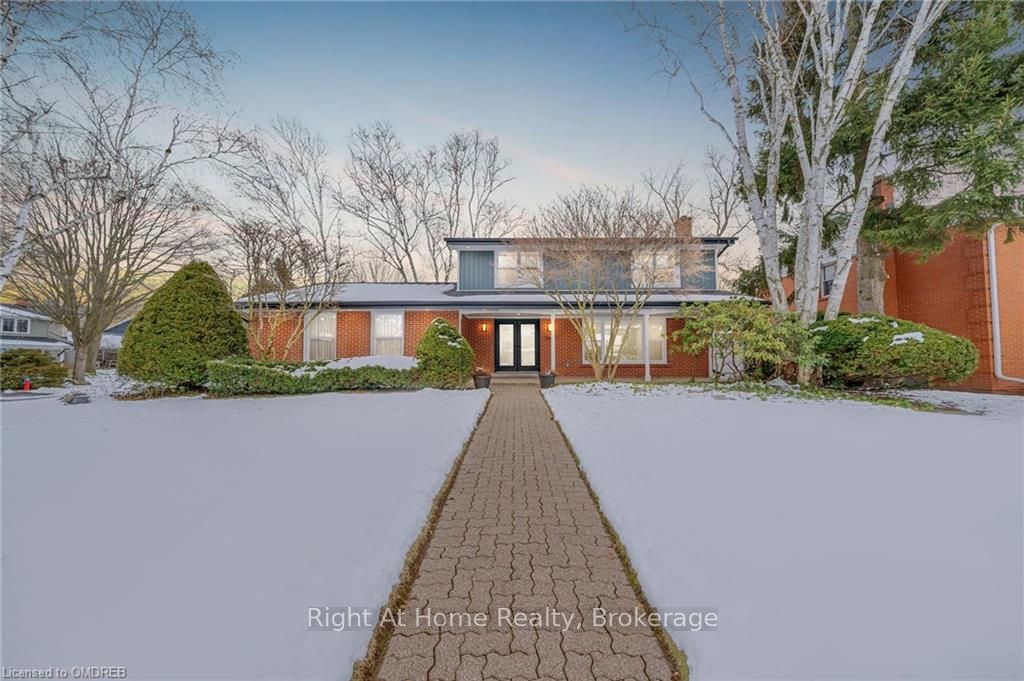 192 WALDONCROFT Crescent