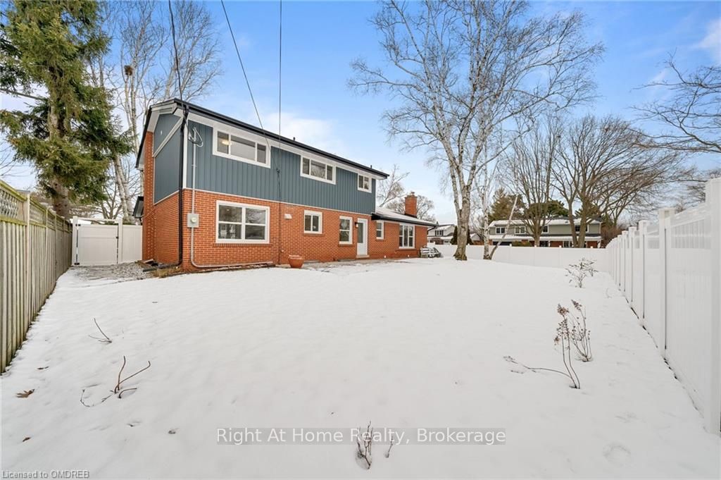 192 WALDONCROFT Crescent