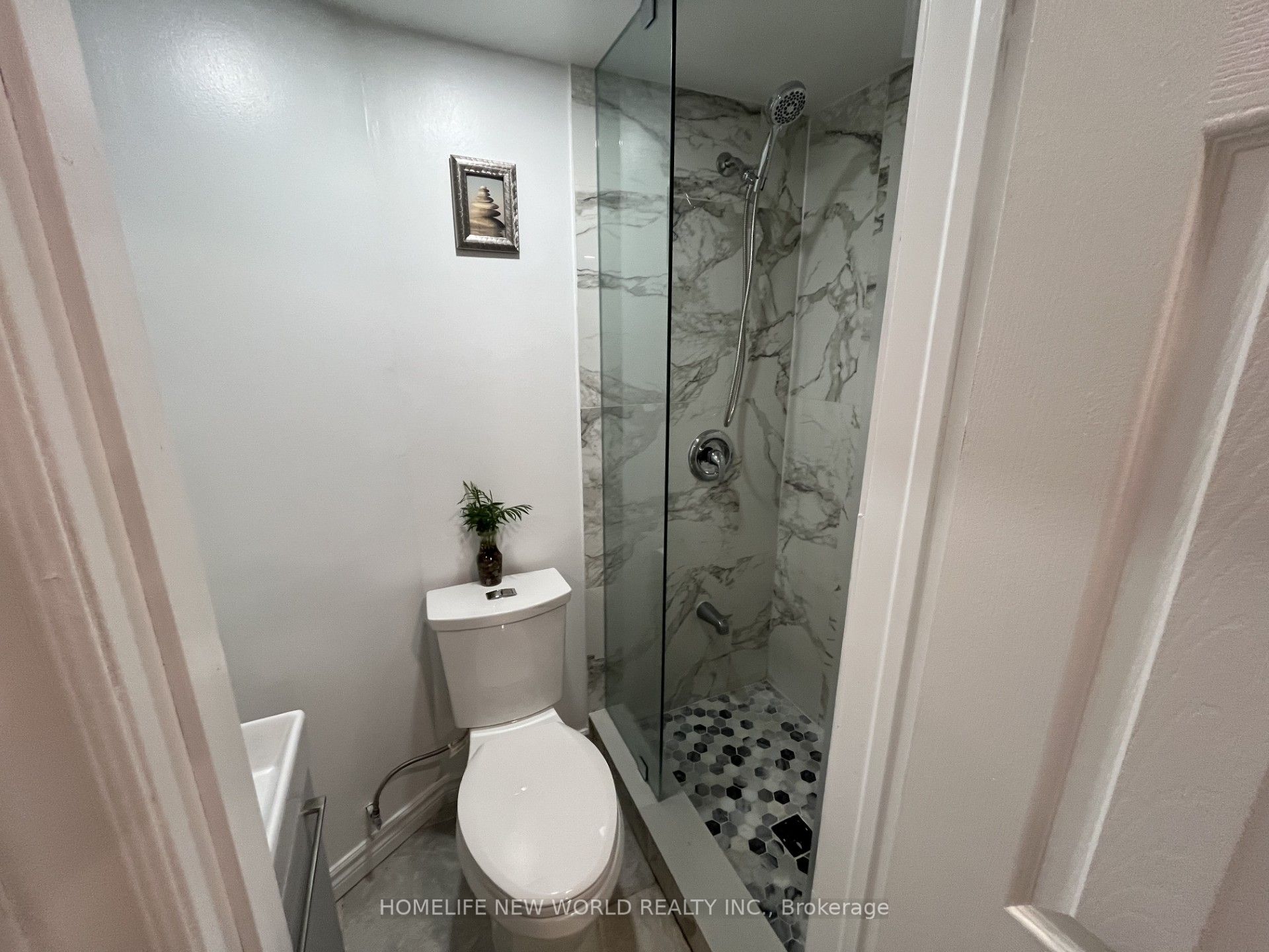 2466 St Clair Avenue W, #Bsmt 01