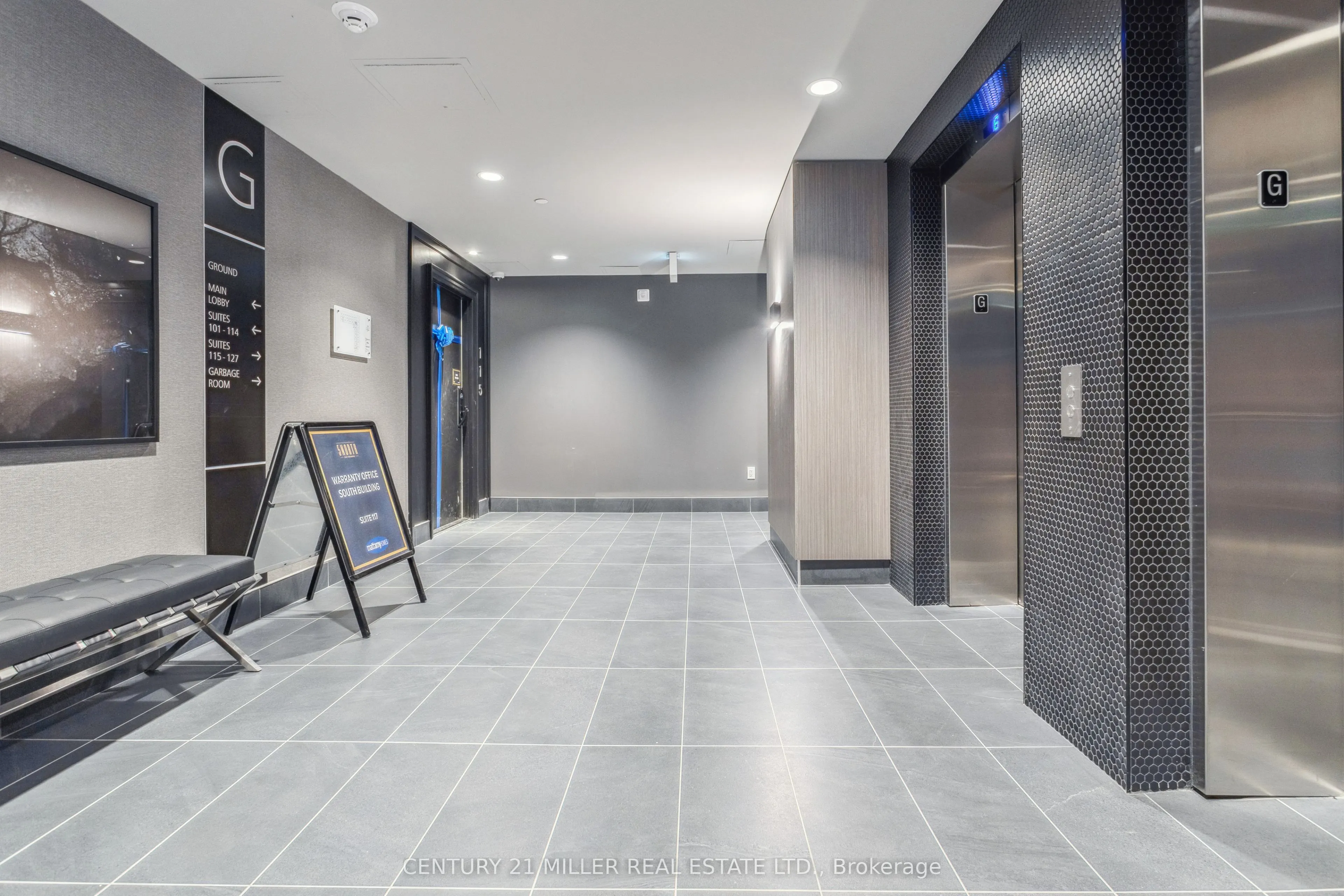 95 Dundas Street W, #115
