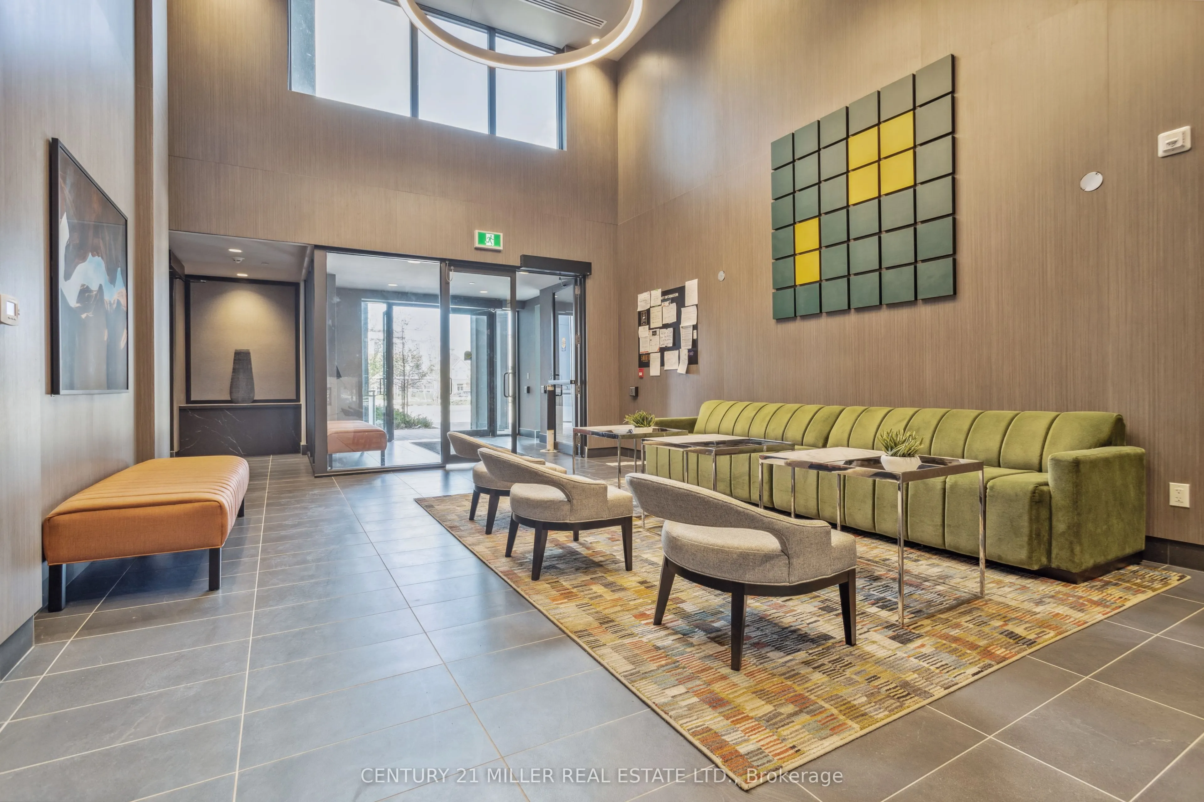 95 Dundas Street W, #115