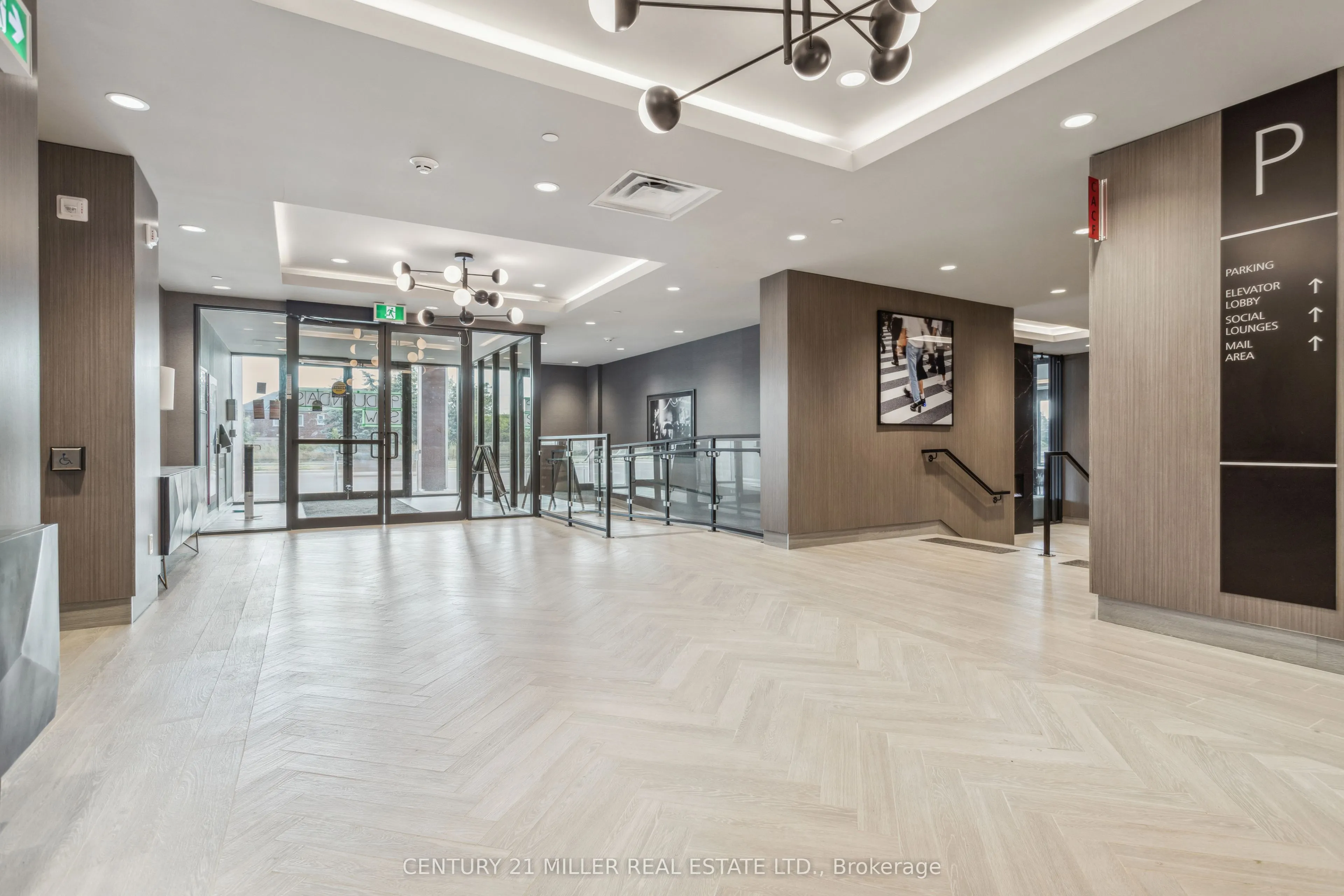 95 Dundas Street W, #115