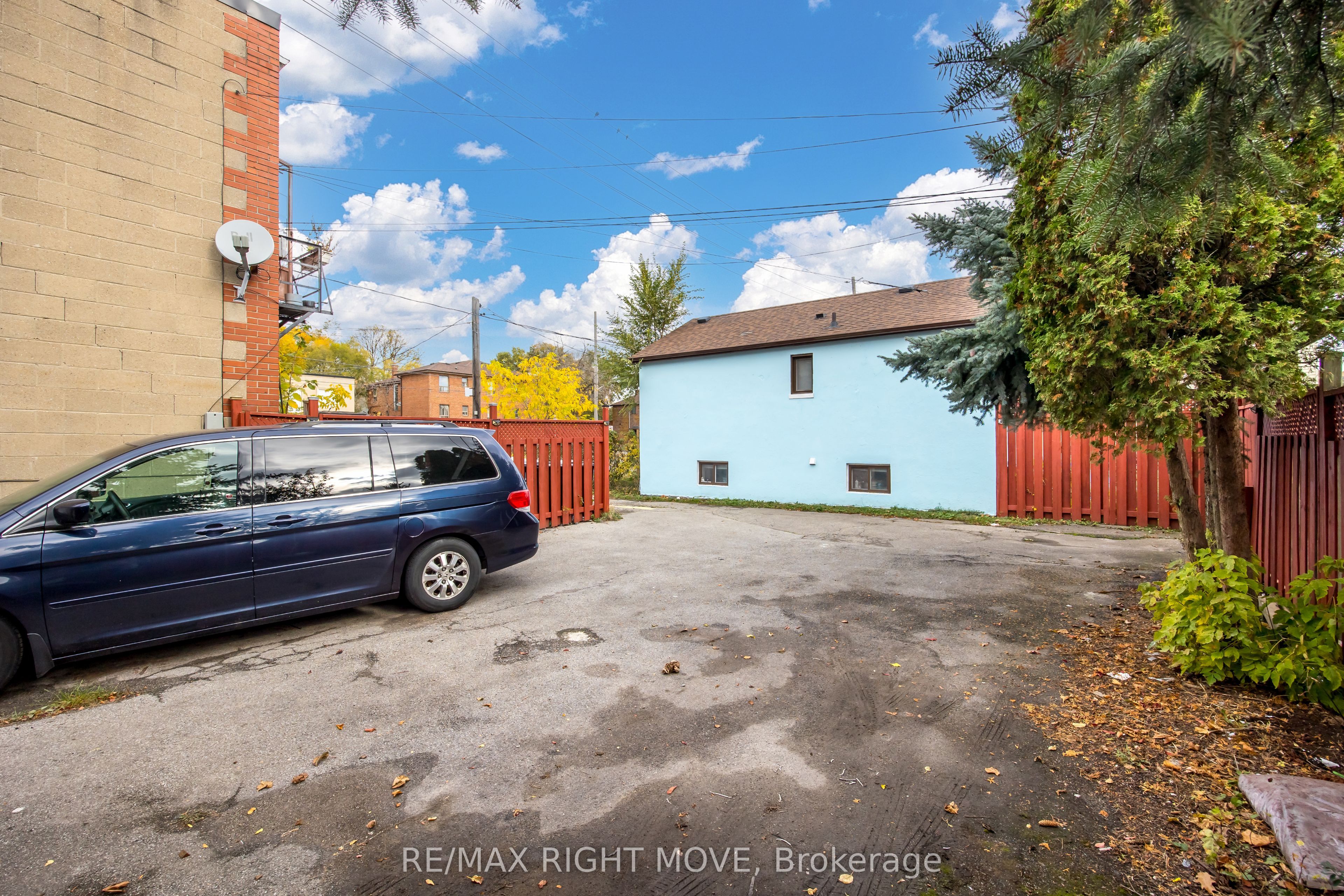 349 Kipling Avenue