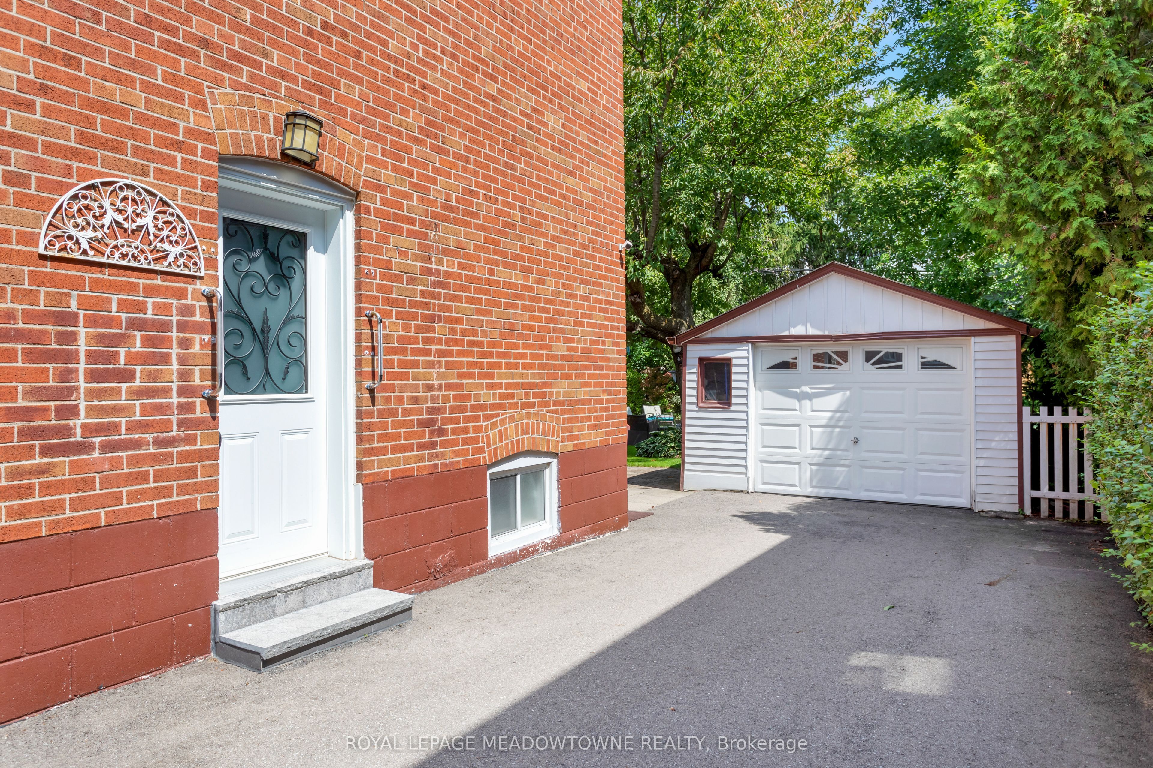 17 Edilou Drive