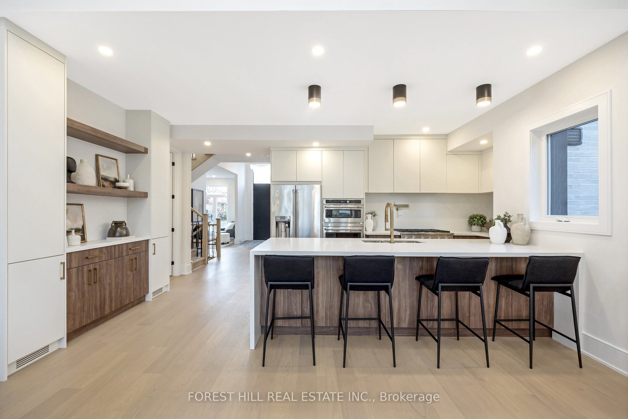 348 Kingsleigh Court