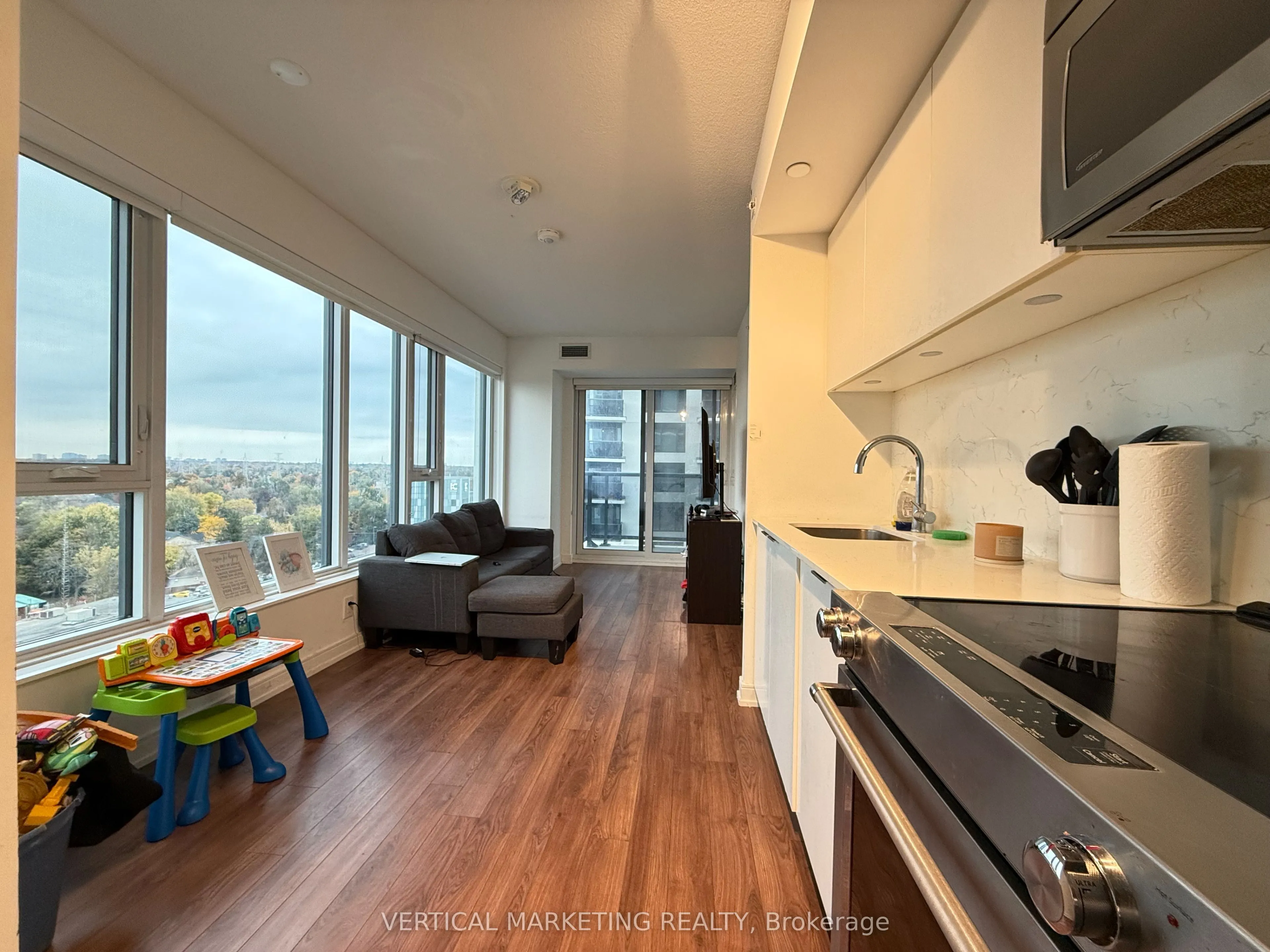 30 Samuel Wood Way #1004