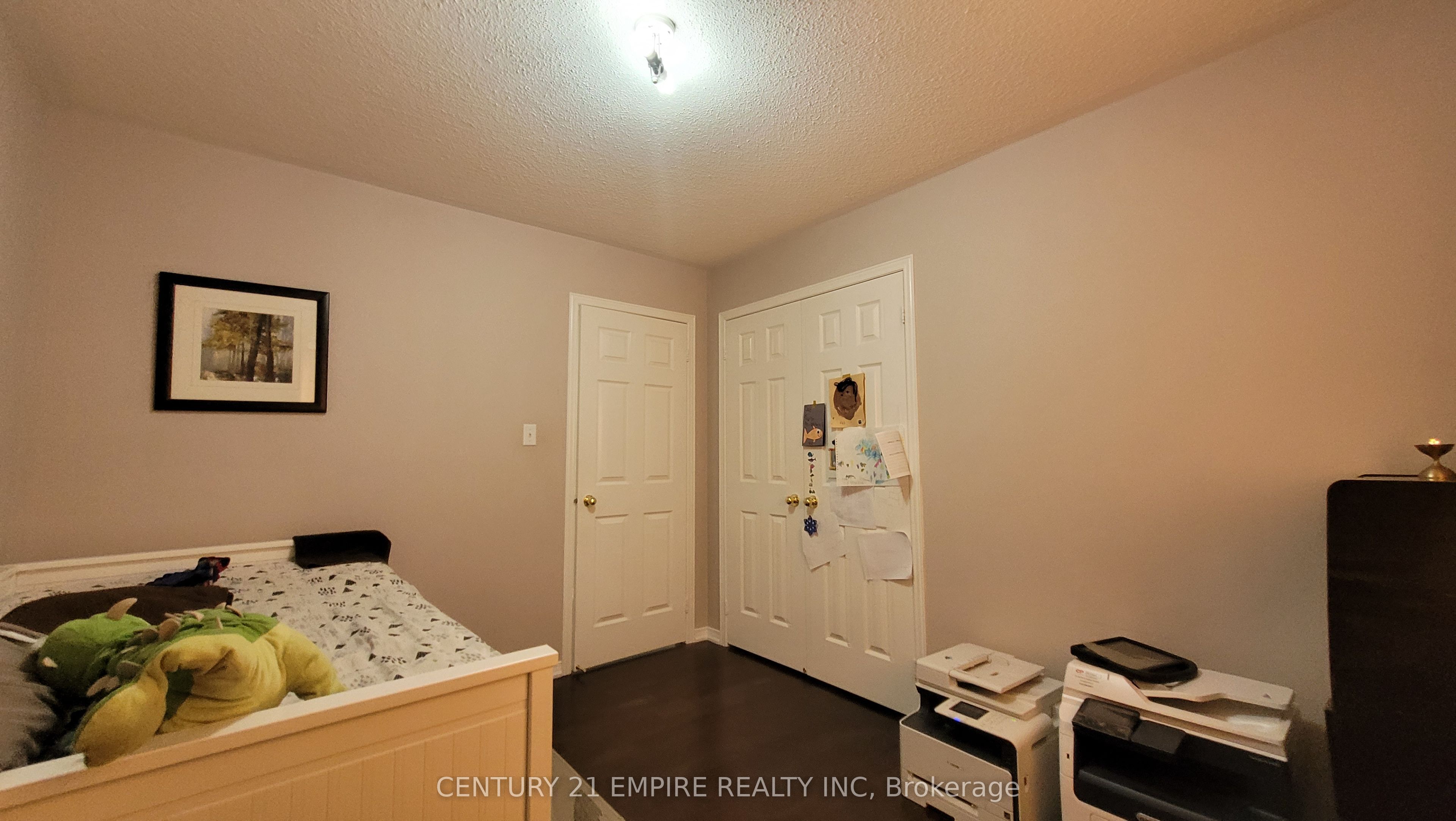 54 Cape Dorset Crescent, #Upper
