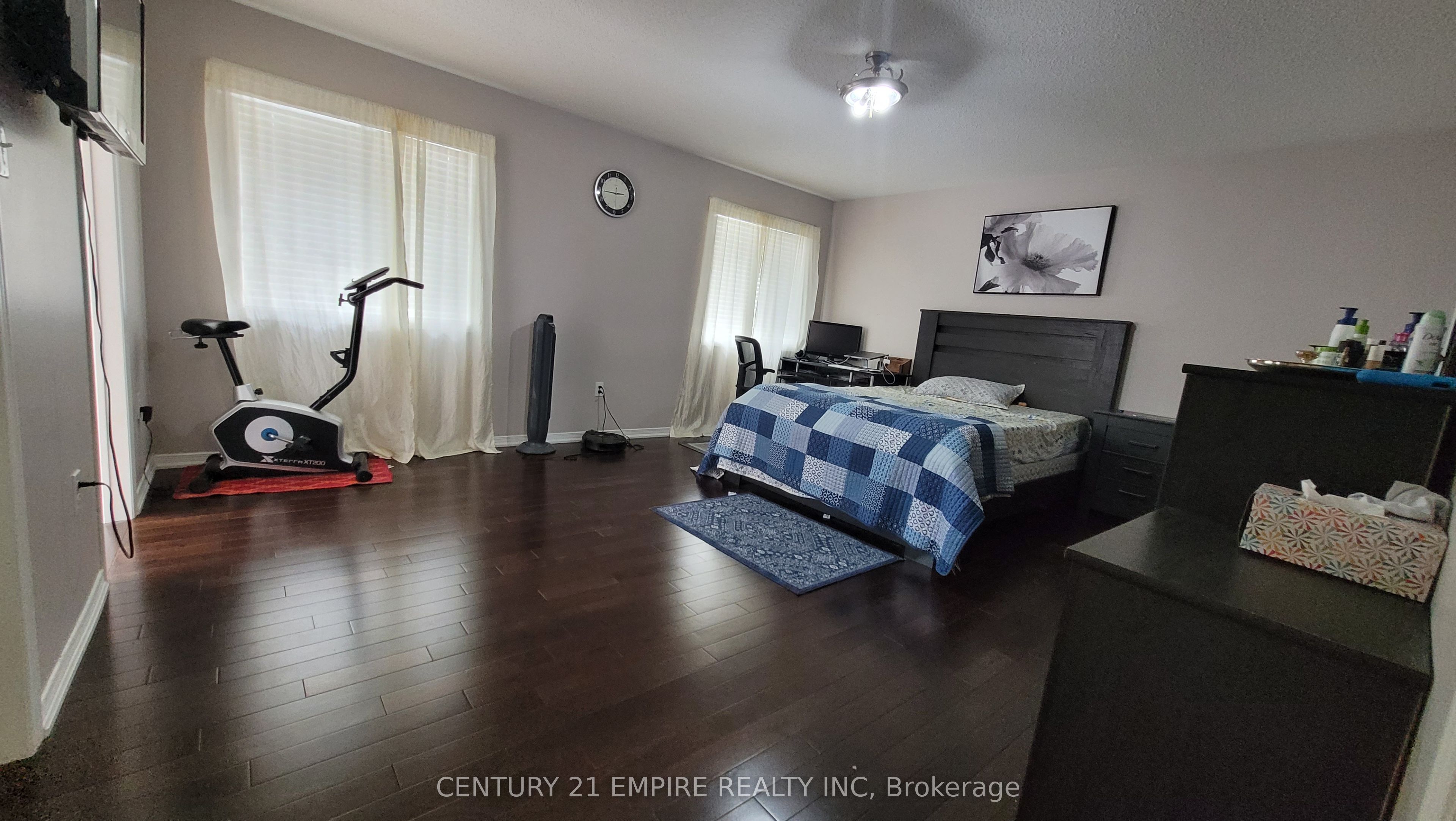 54 Cape Dorset Crescent, #Upper