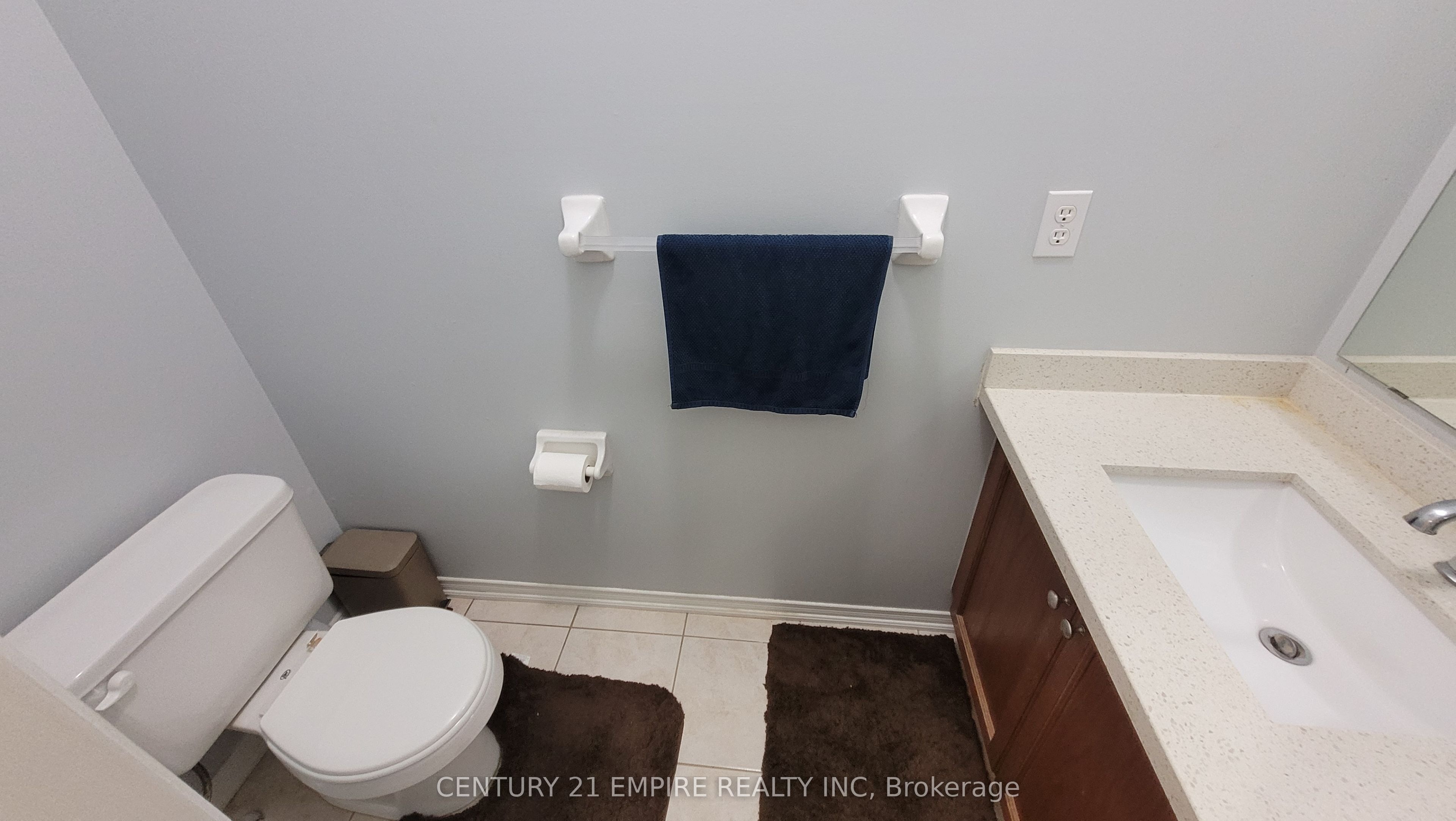 54 Cape Dorset Crescent, #Upper