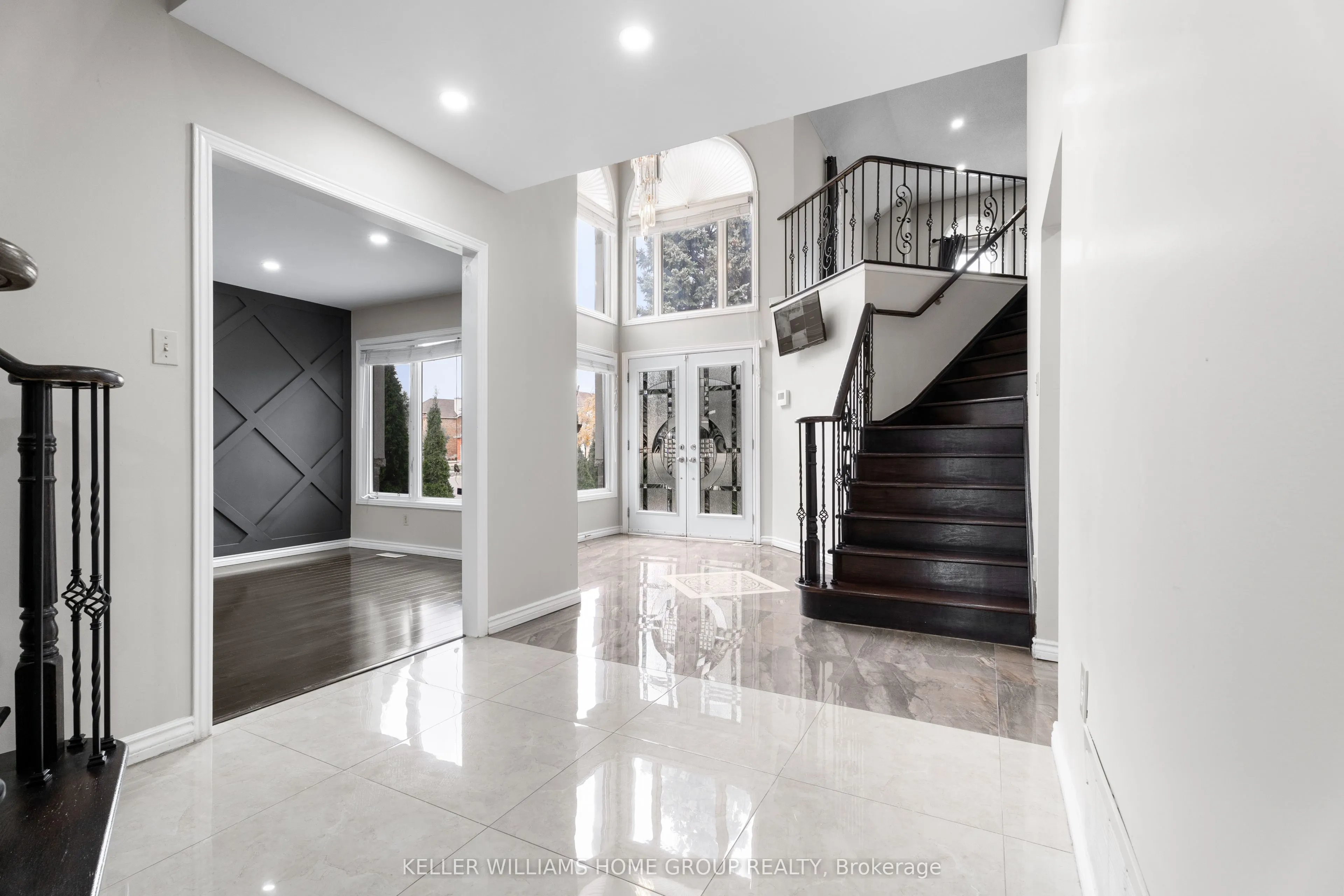 163 Moffatt Avenue