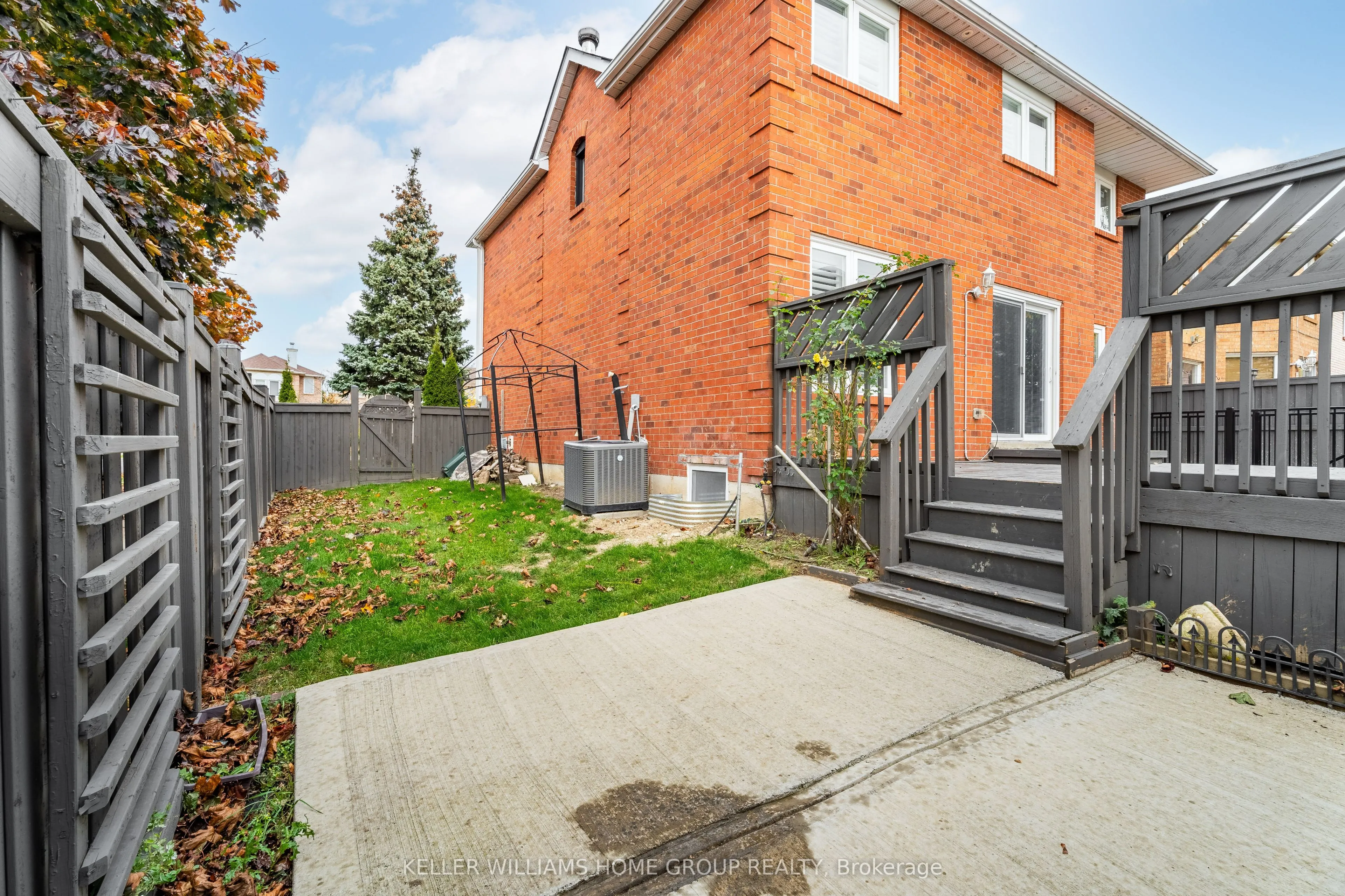 163 Moffatt Avenue