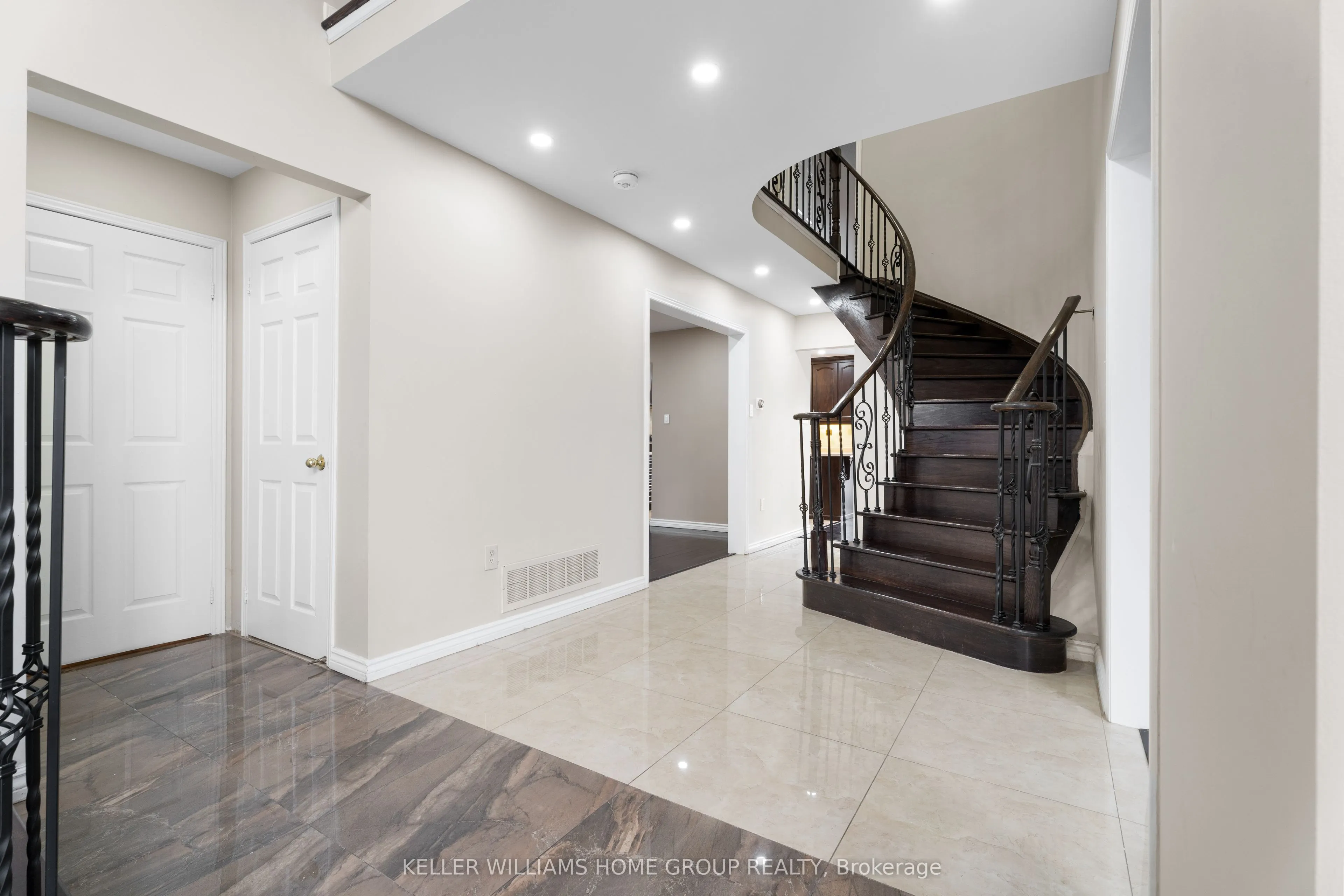 163 Moffatt Avenue