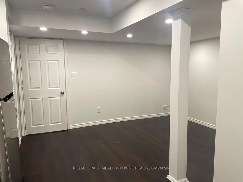 3966 Arbourview Terrace, #Lower