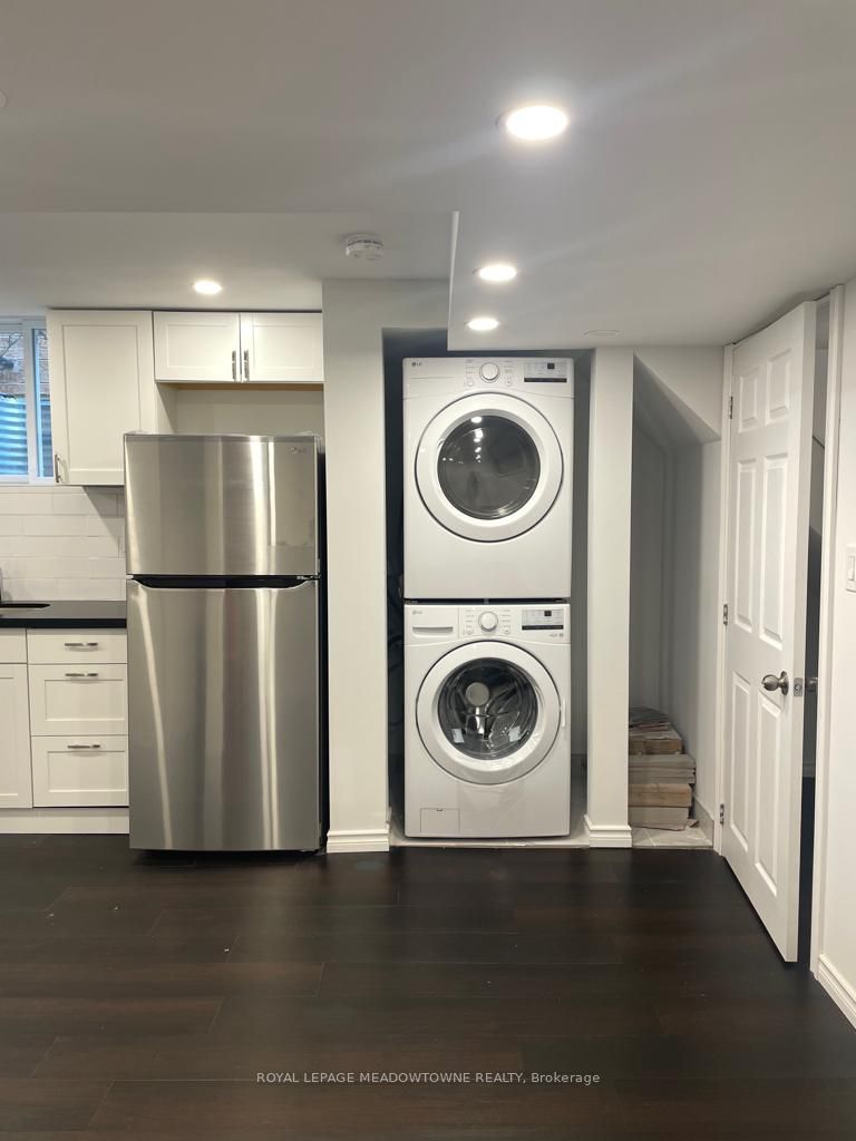 3966 Arbourview Terrace, #Lower