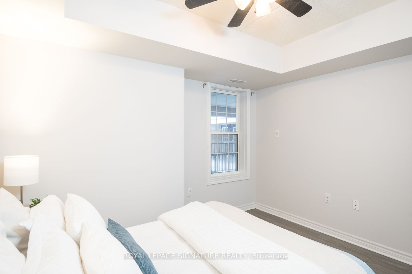 1340 Main Street E, #208