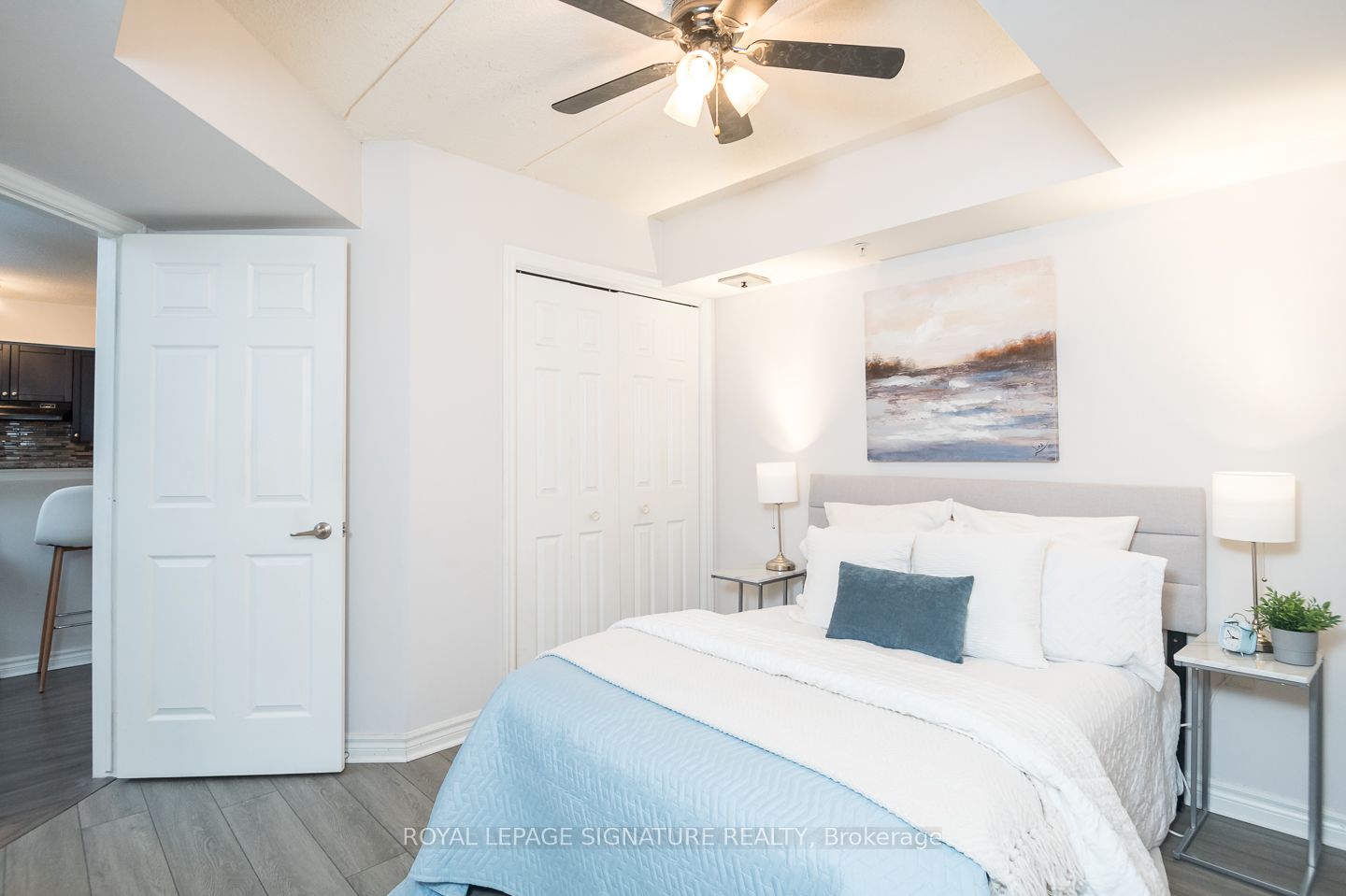 1340 Main Street E, #208