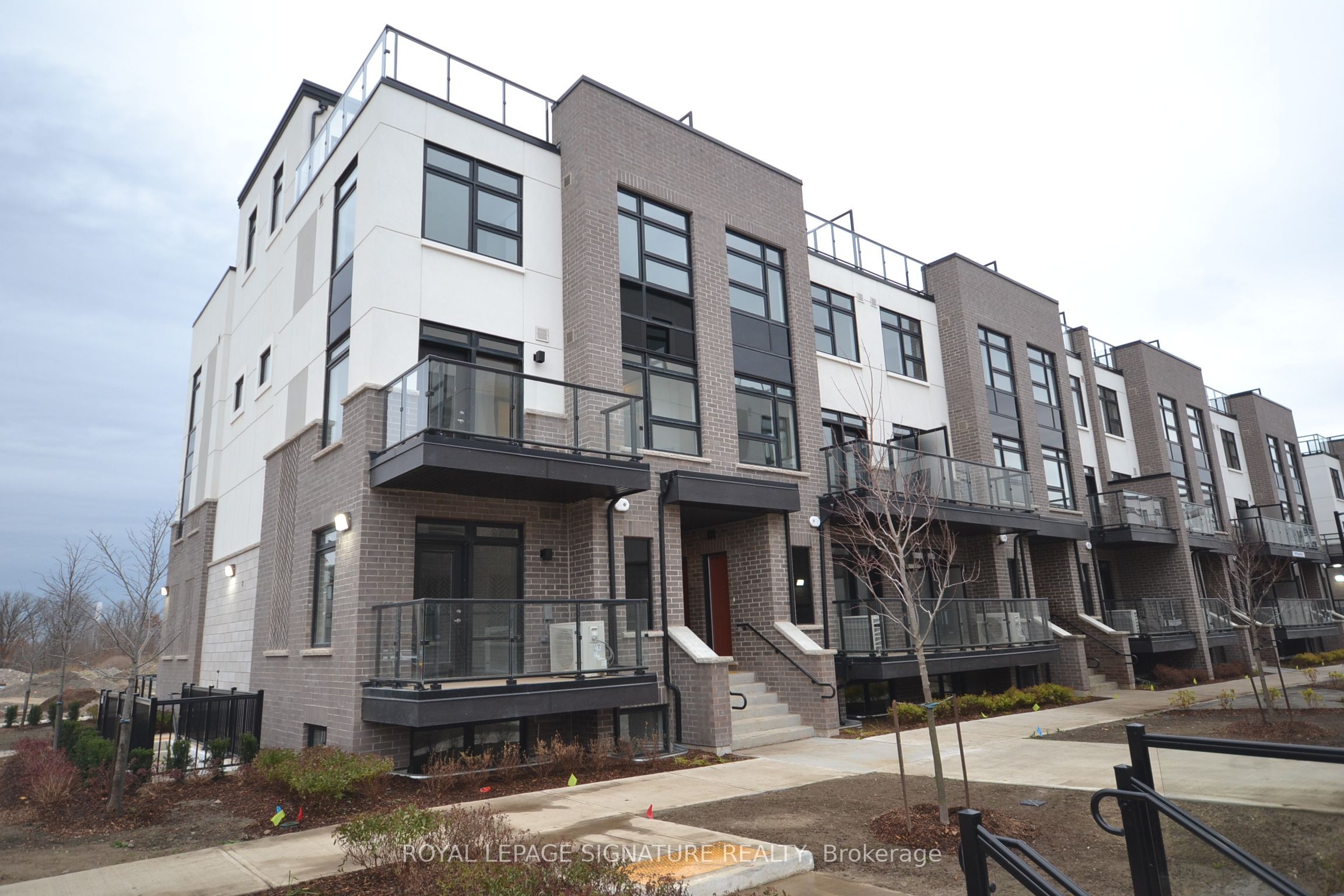1573 Rose Way #107