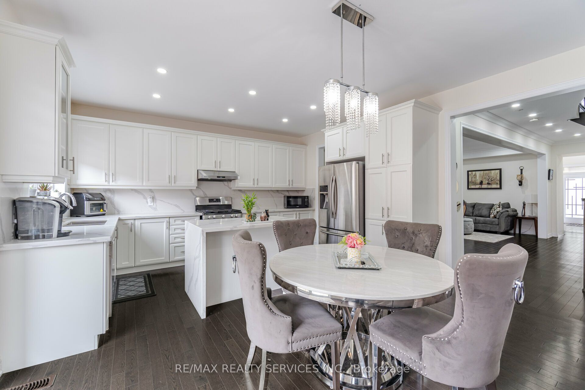 53 Ash Hill Avenue