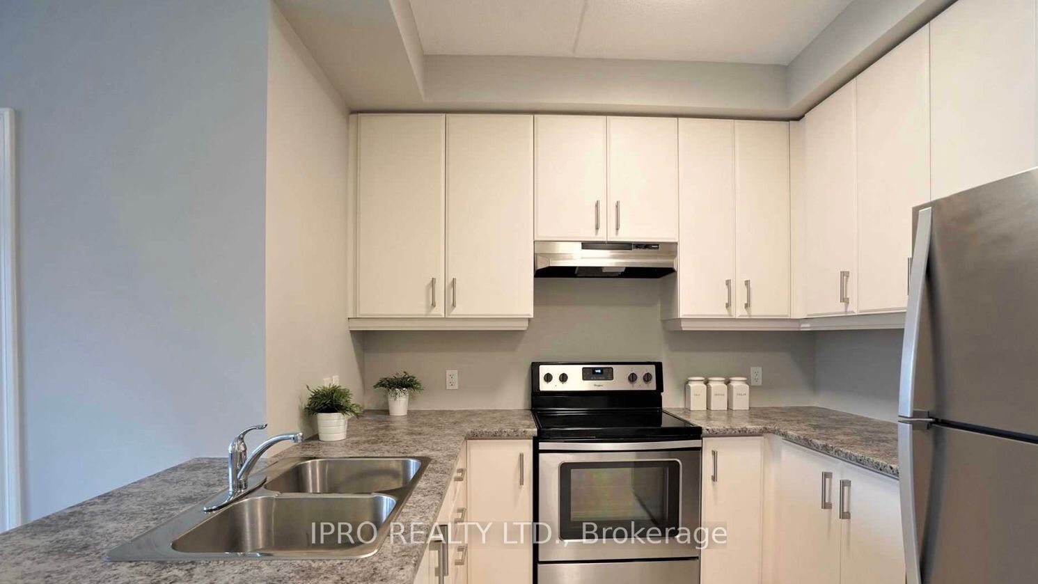 620 Sauve Street #406