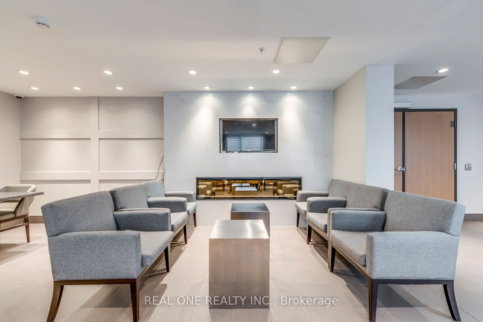 1105 Leger Way, #223