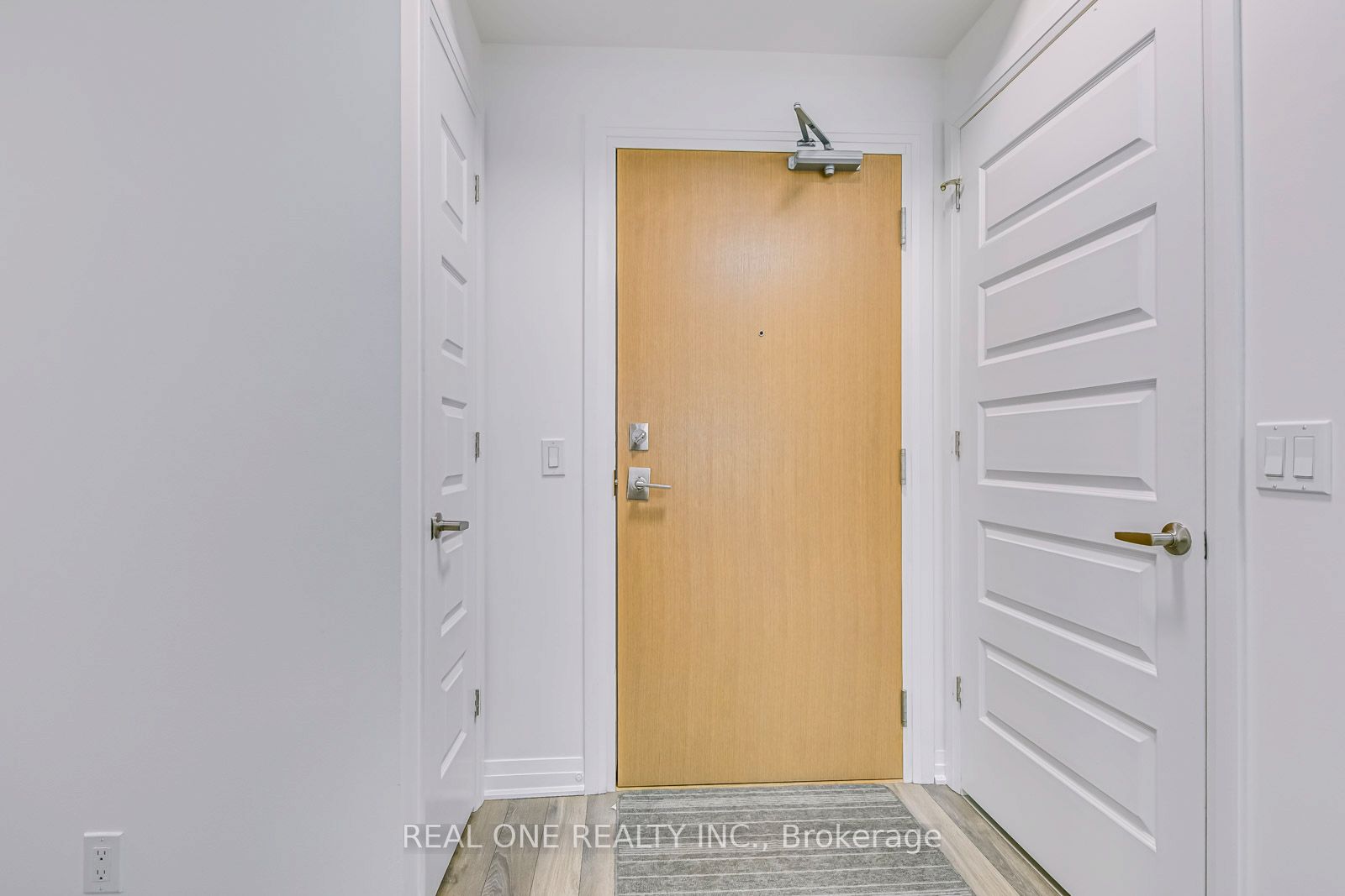 1105 Leger Way, #223