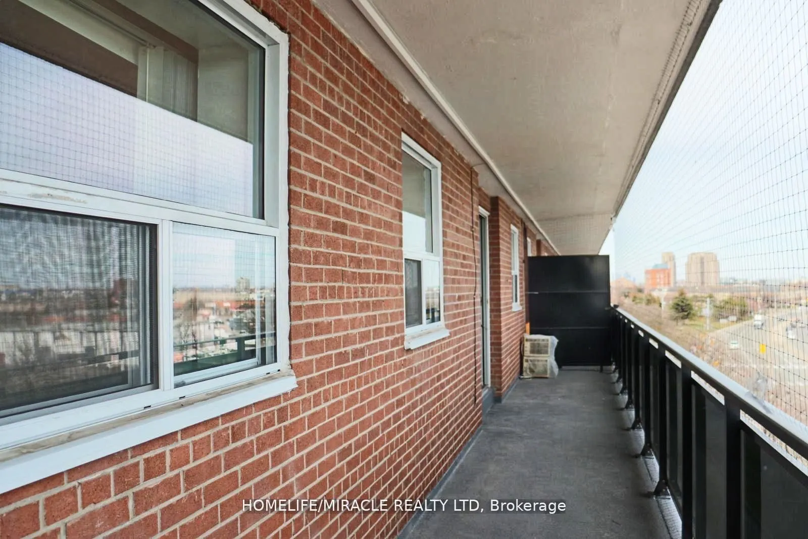 3533 Derry Road E, #608