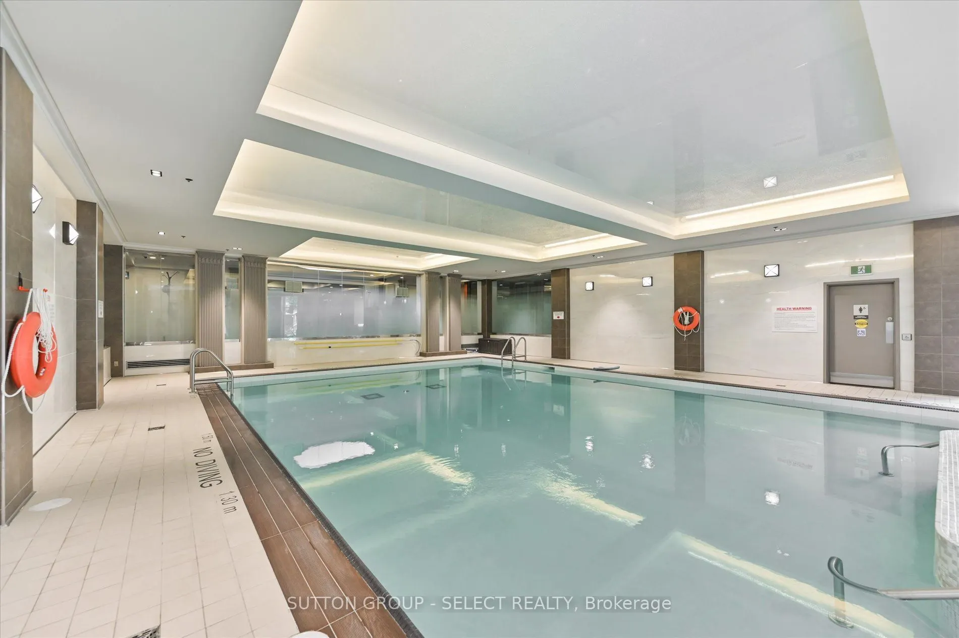 2285 Lake Shore Boulevard W, #414
