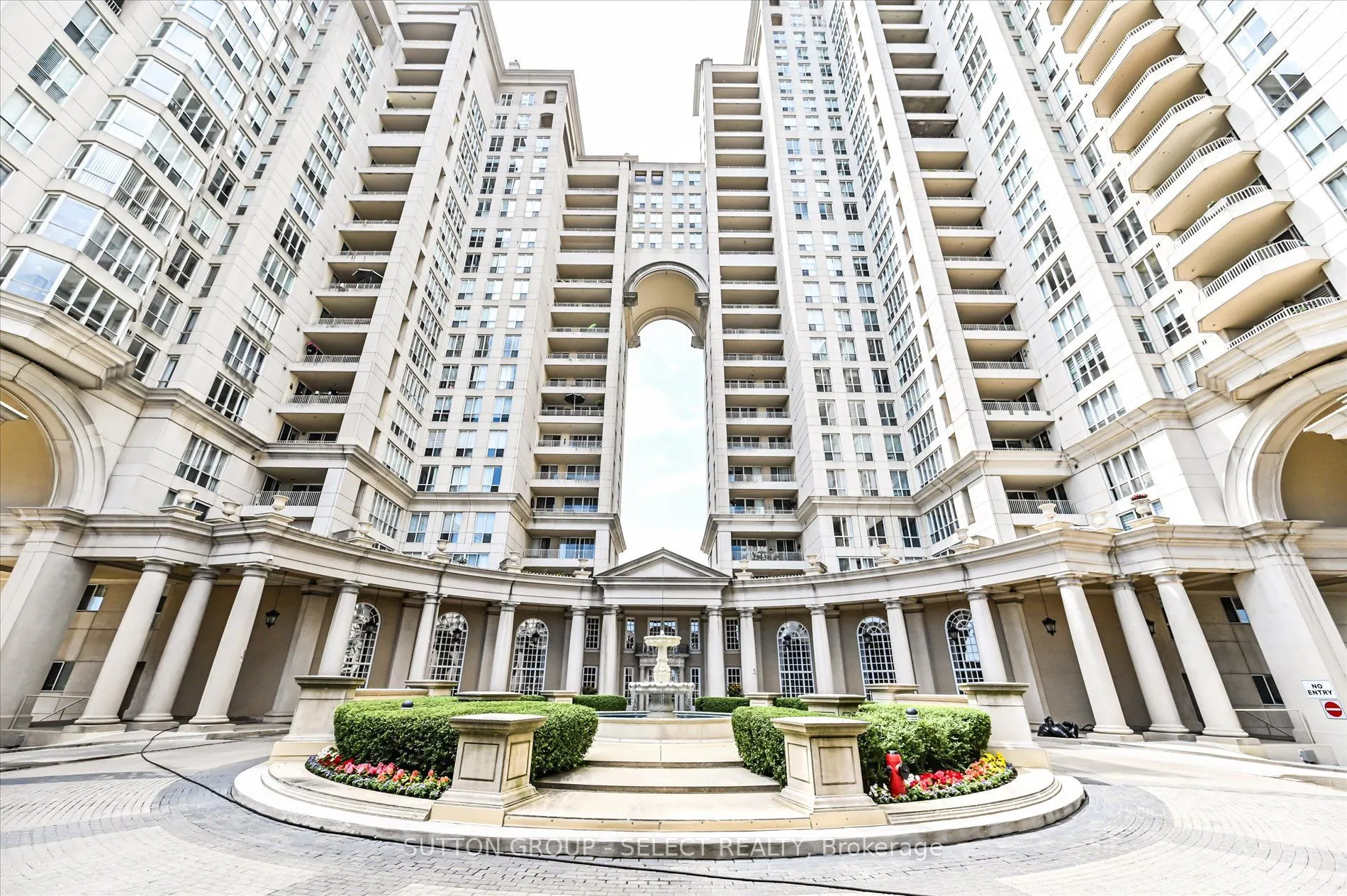 2285 Lake Shore Boulevard W, #414