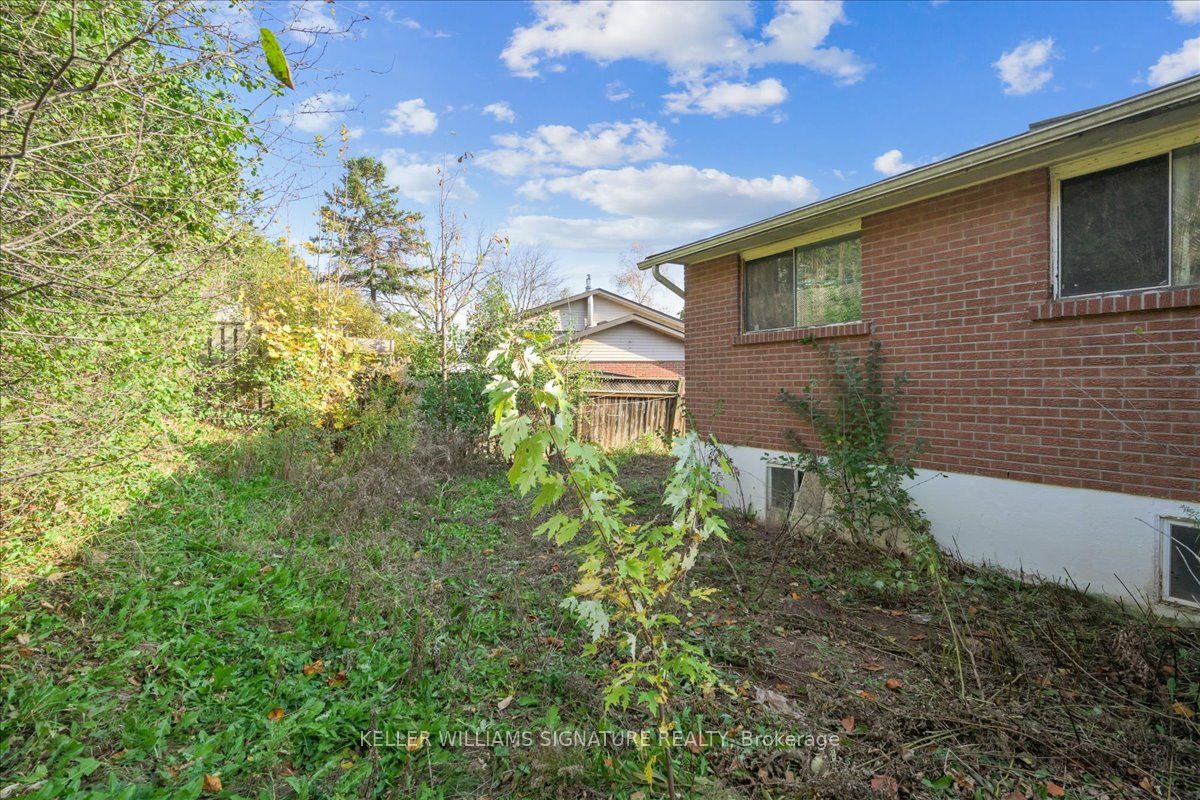 1215 Garthdale Court