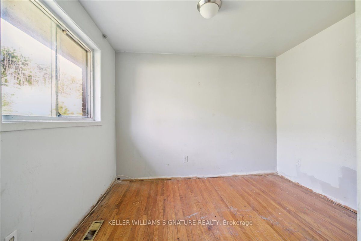 1215 Garthdale Court