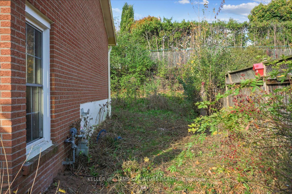 1215 Garthdale Court
