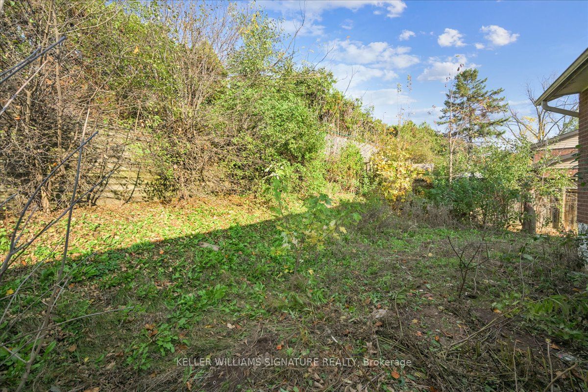 1215 Garthdale Court