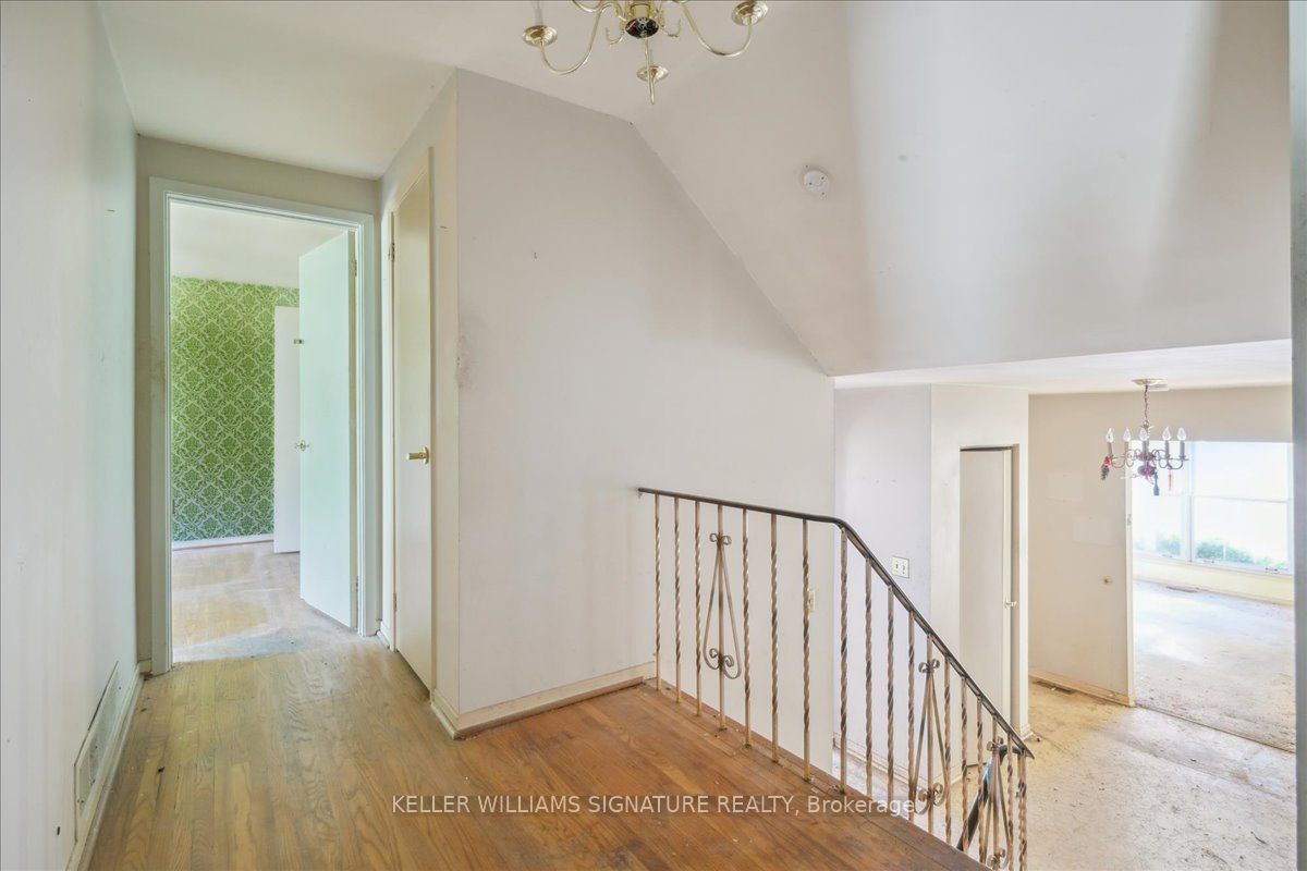 1215 Garthdale Court