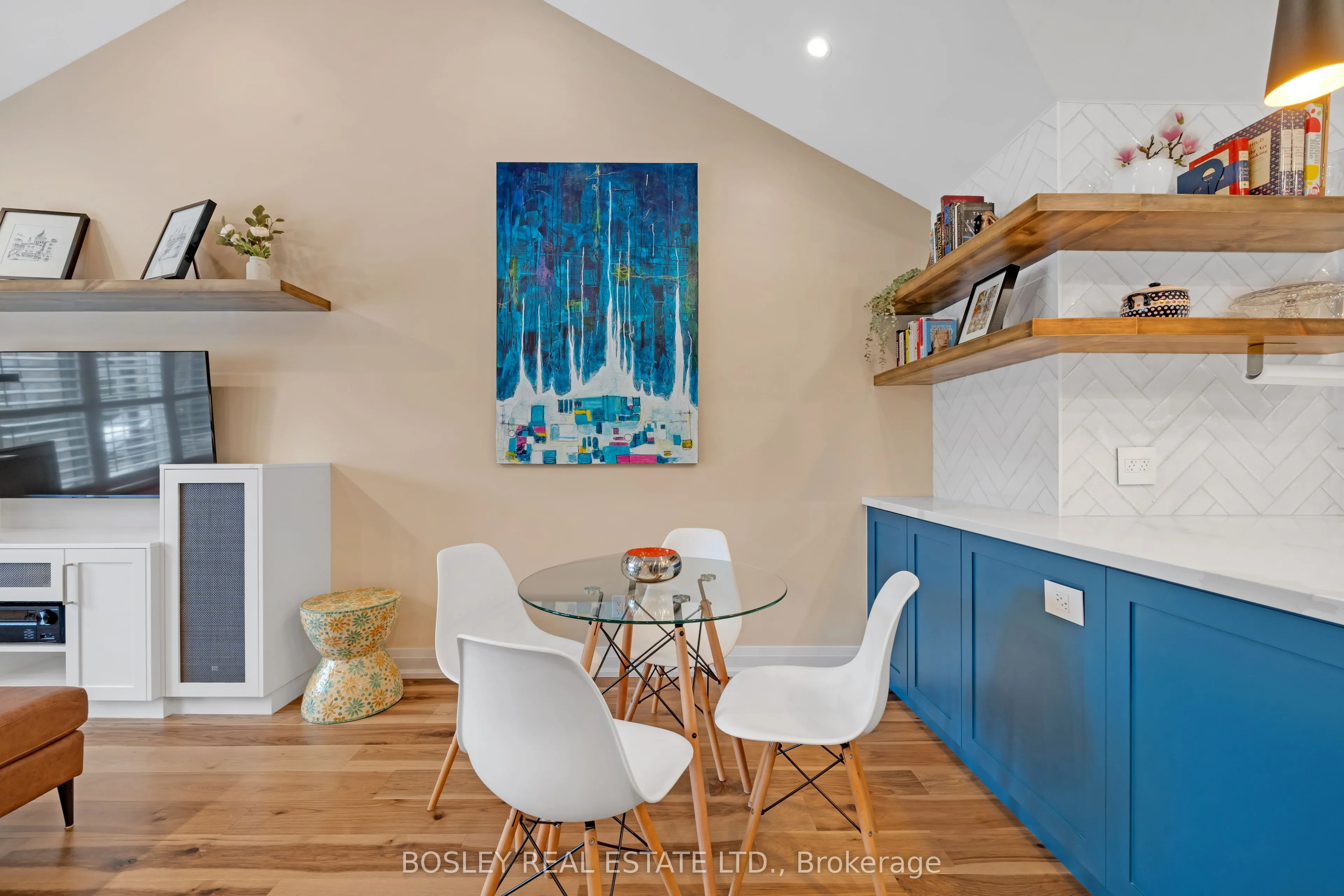 23 24th Street