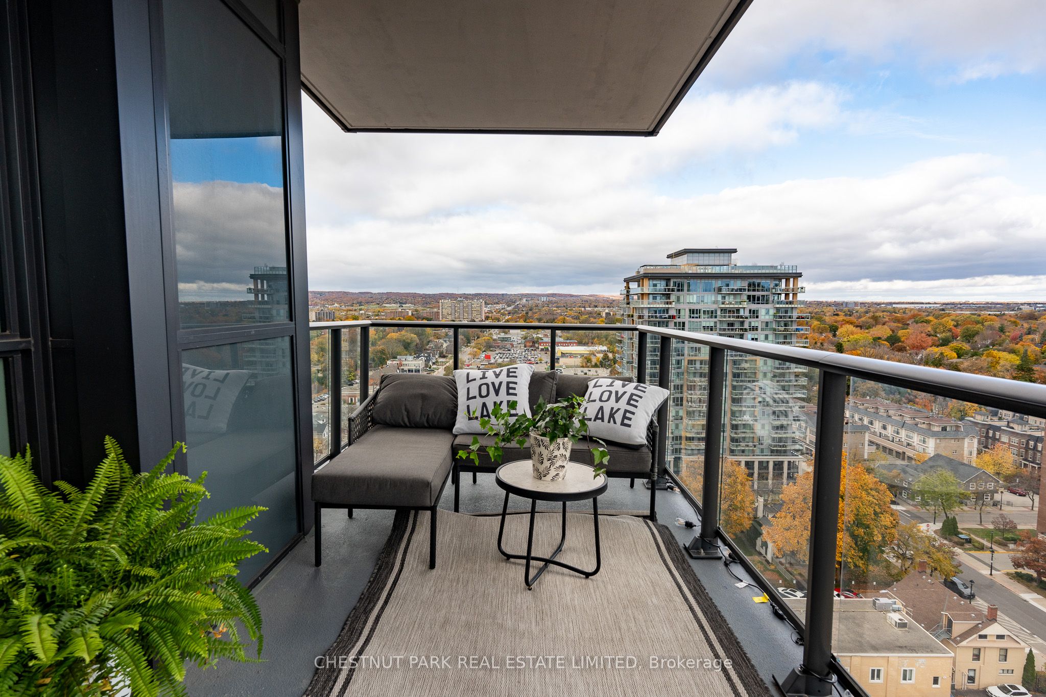 2007 James Street, #1502