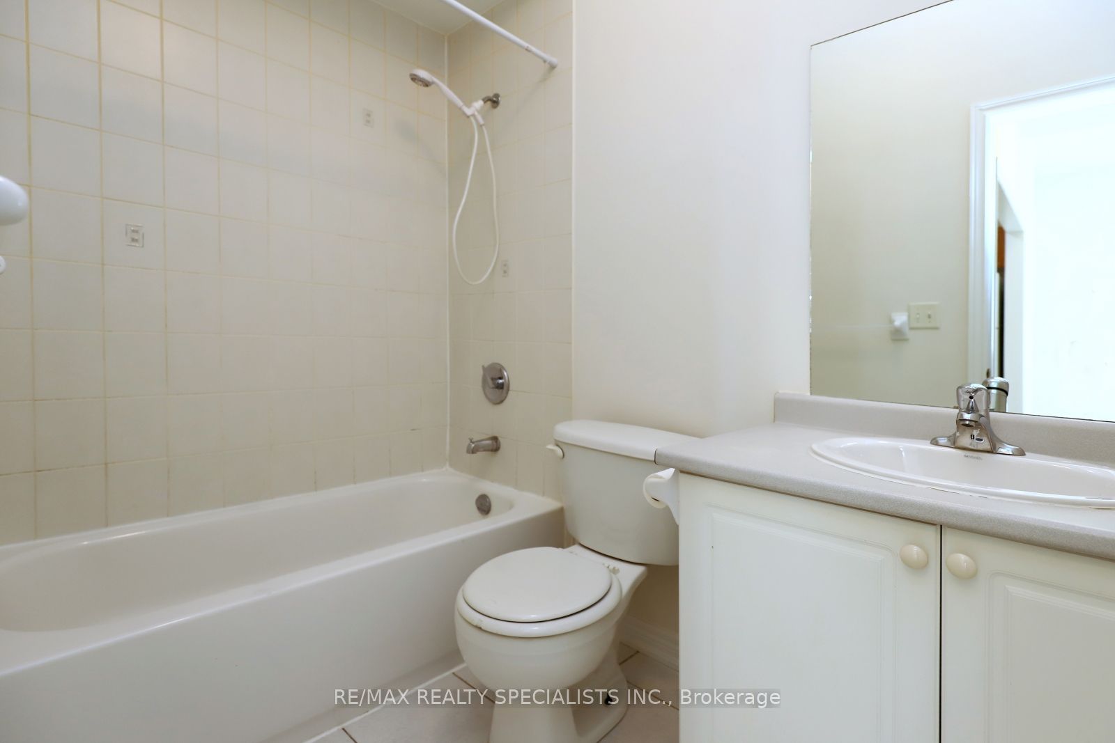 98 William Street, #101