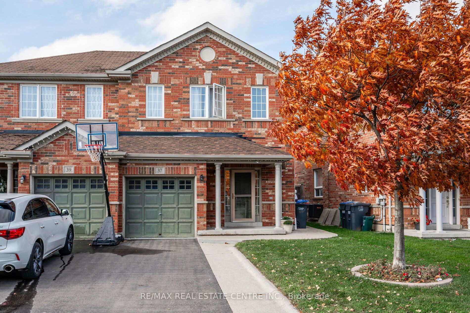 37 Hollingsworth Circle