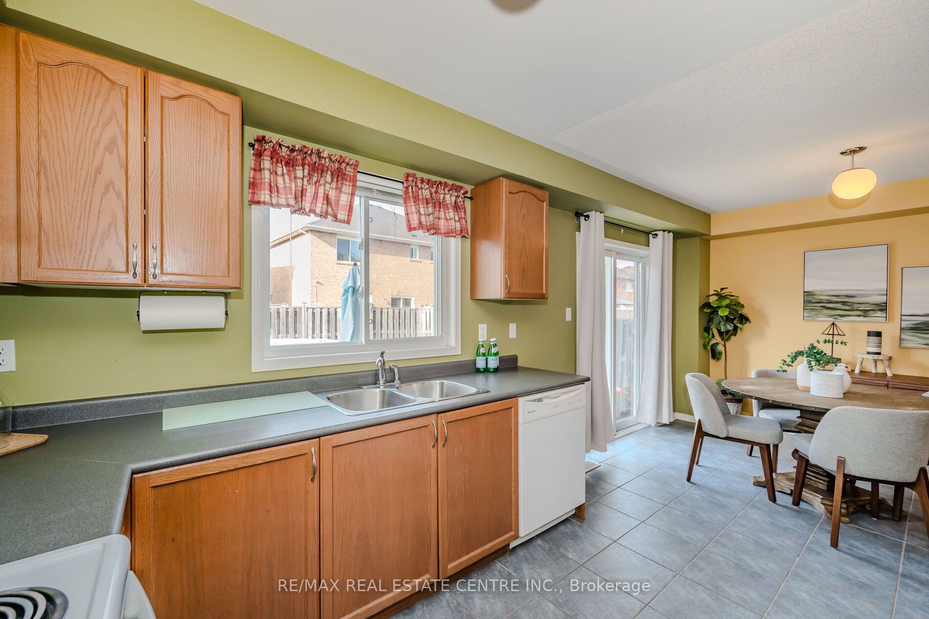 37 Hollingsworth Circle