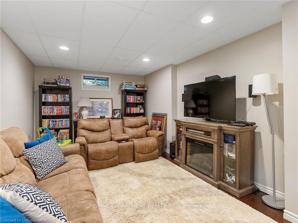 2079 Hunters Wood Drive