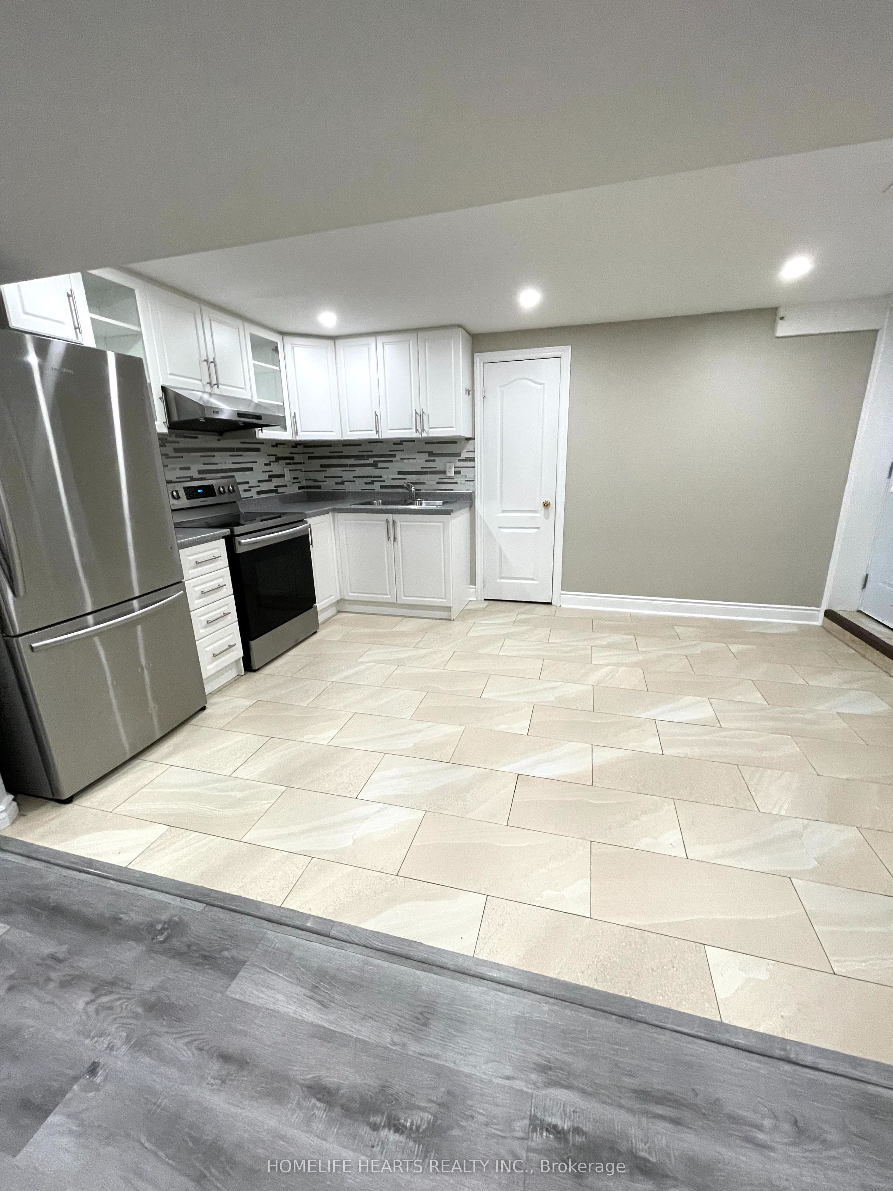 446 Acumen Court