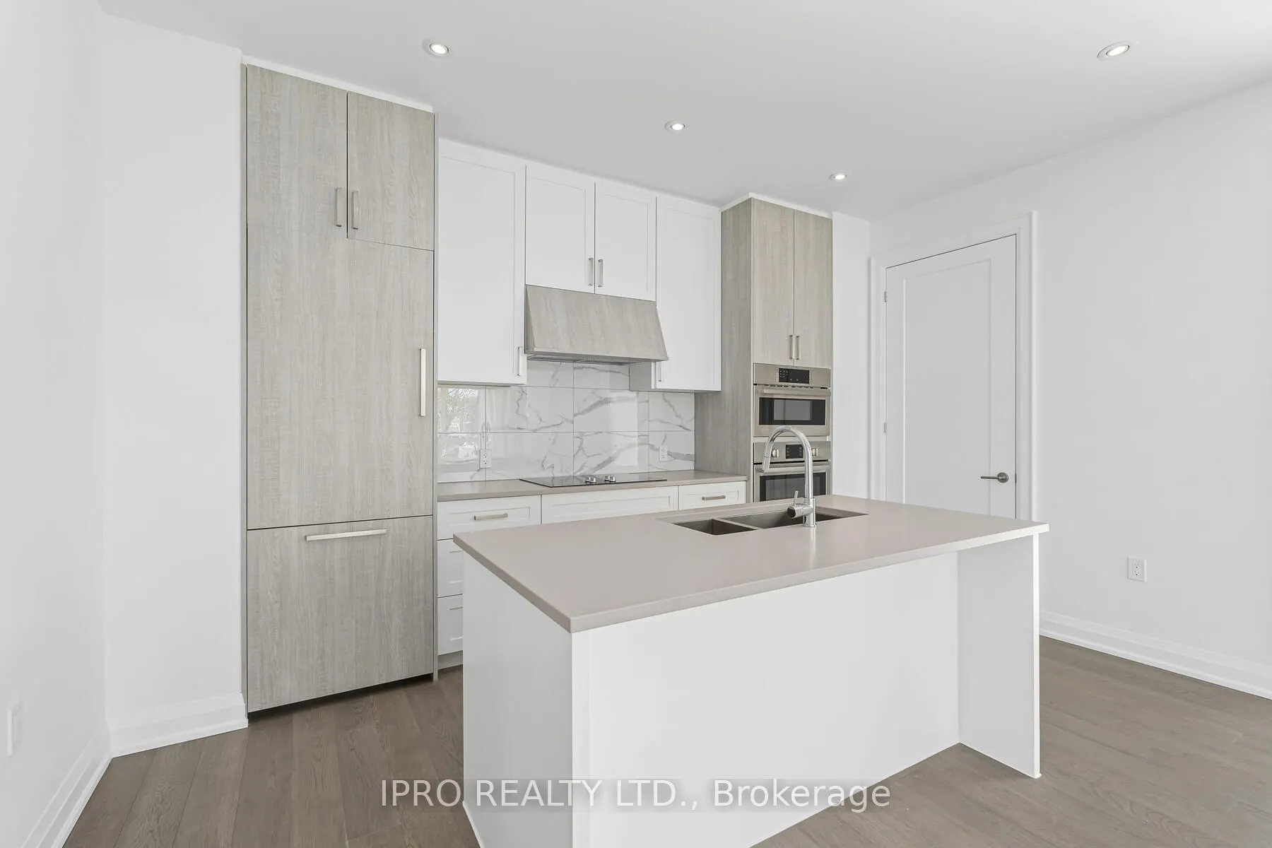 42 Mill Street #209