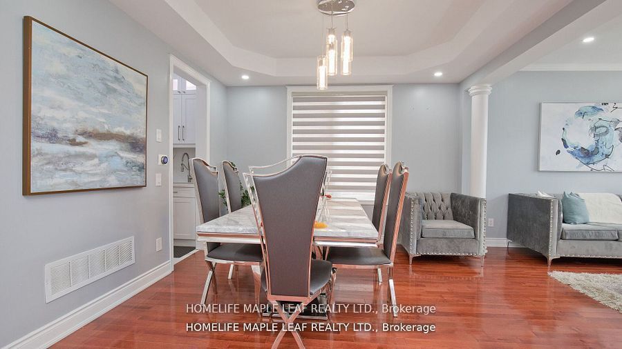 44 Eaglesprings Crescent